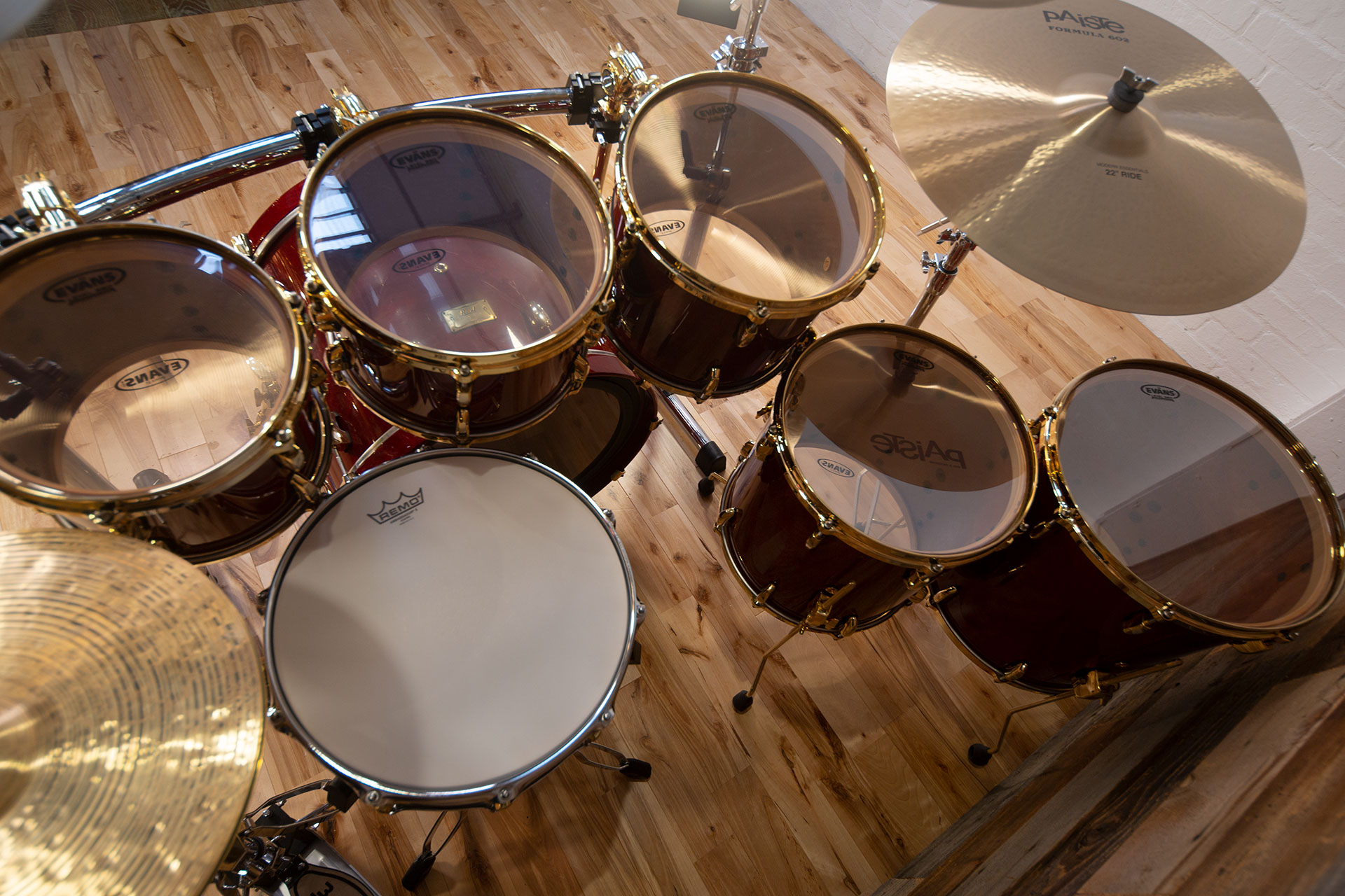 PEARL-MASTERS-MHX-MAHOGANY-CLASSIC-RED-MAHOGANY-GOLD-HARDWARE-DRUMAZON_11.jpg