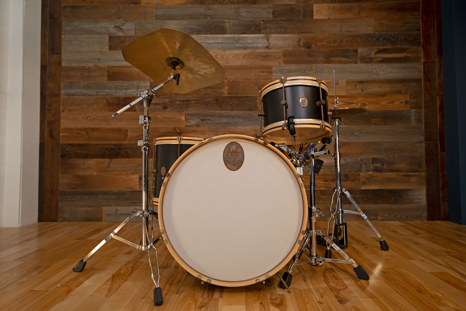 A&F-DRUM-CO-ANTOUN-AND-FAMILY-BLACK-FIELD-DRUM-KIT-DRUMAZON_05.jpg