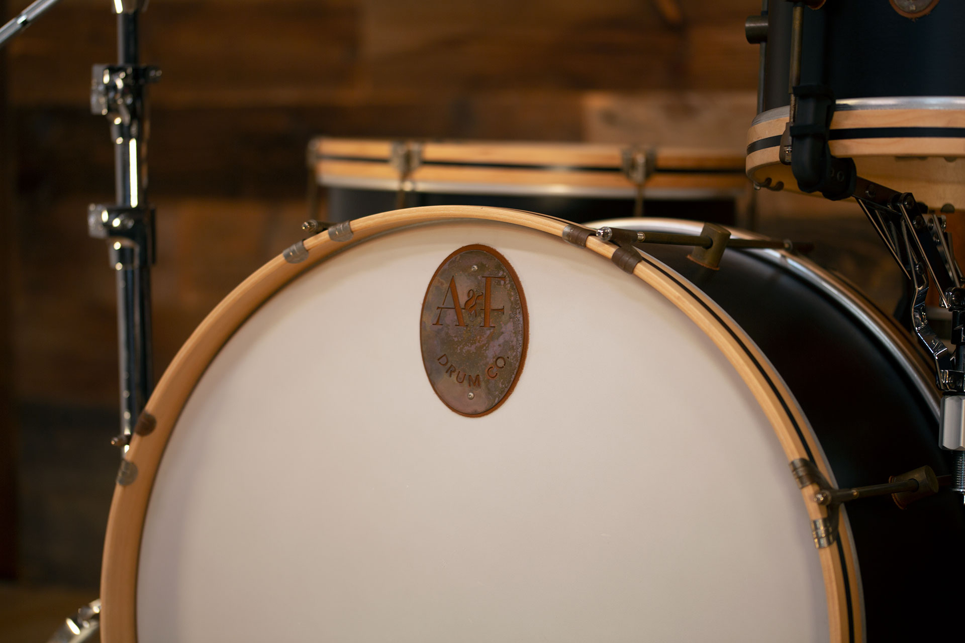 A&F-DRUM-CO-ANTOUN-AND-FAMILY-BLACK-FIELD-DRUM-KIT-DRUMAZON_18.jpg