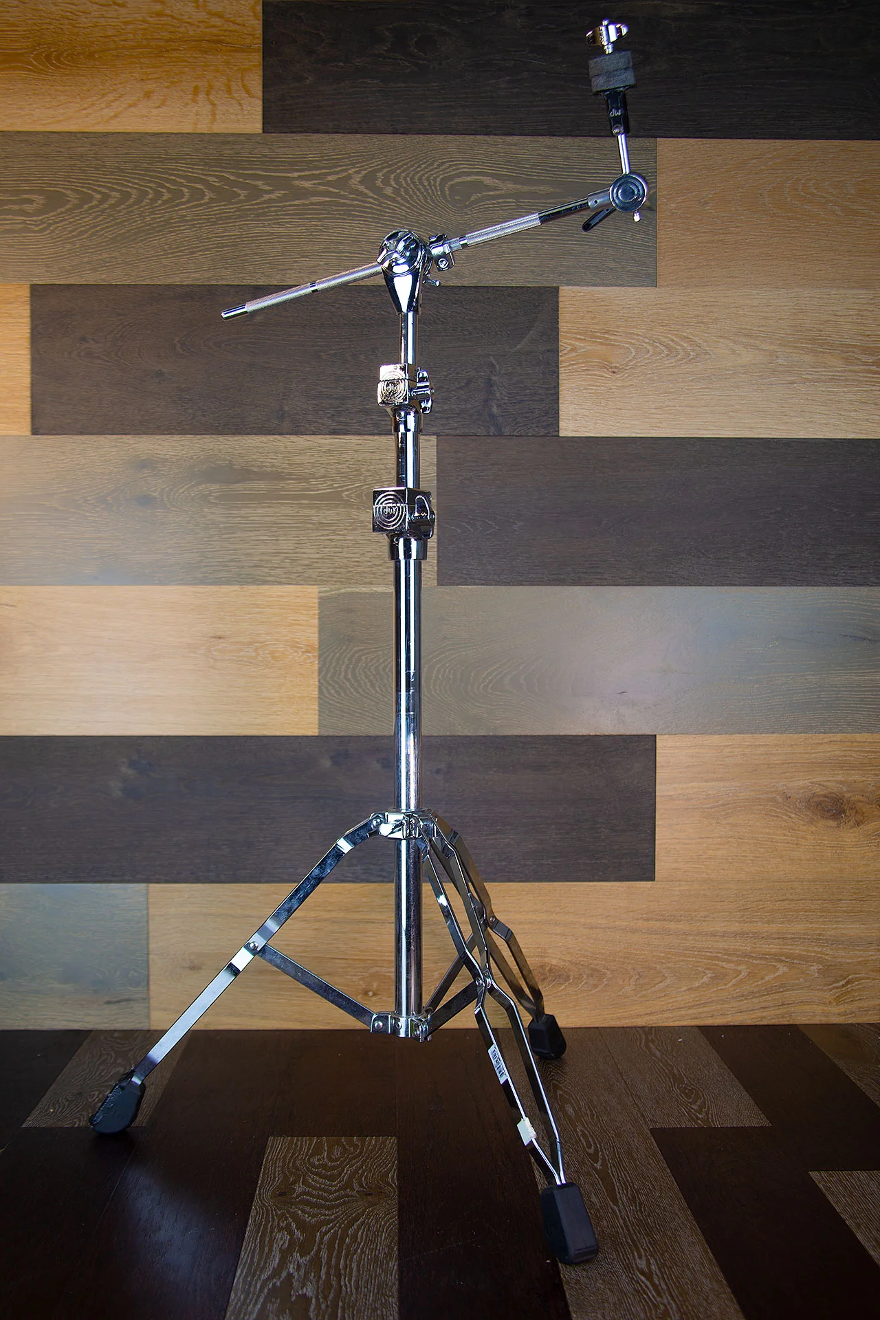 DW-5000-SERIES-5700-BOOM-CYMBAL-STAND-DRUMAZON_01.jpg