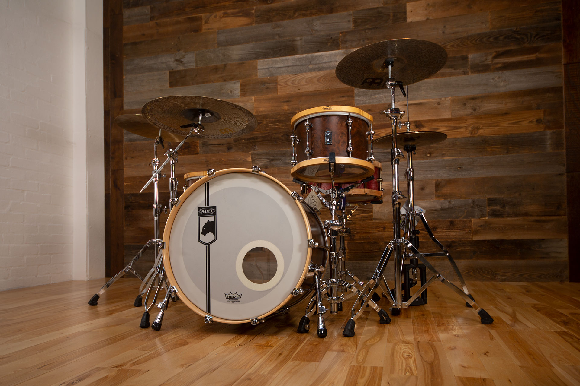 MAPEX-BLACK-PANTHER-RETROSONIC-WALNUT-DRUM-KIT-DRUMAZON_06.jpg