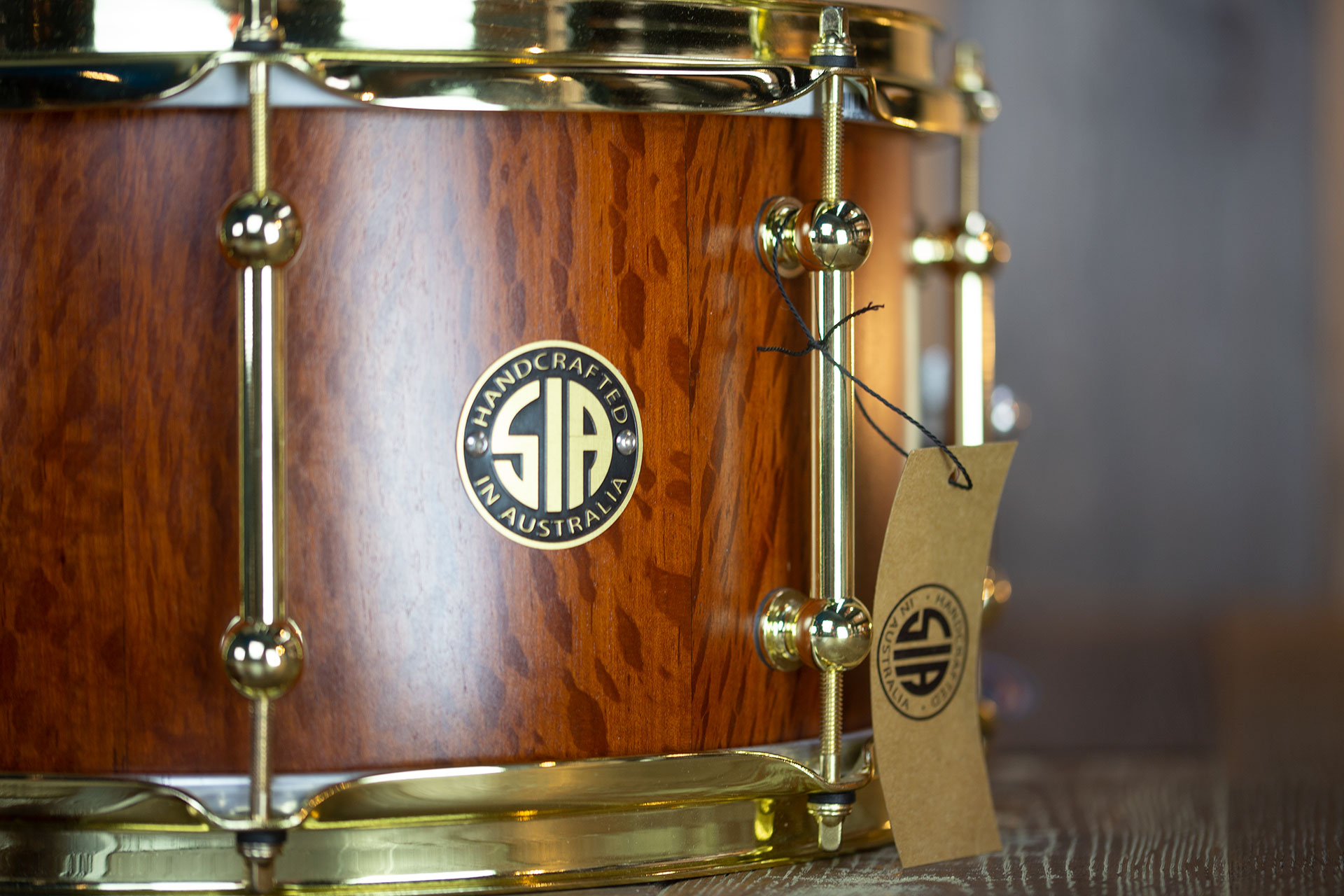 SIA-13X7-SHEOAK-SOLID-STAVE-SHELL-SNARE-DRUM-BRASS-HARDWARE-DRUMAZON_05.jpg