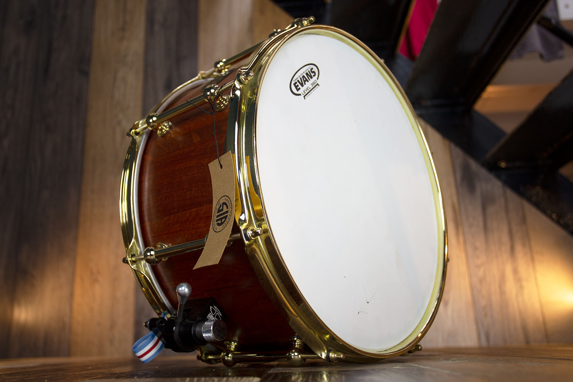 SIA-13X7-SHEOAK-SOLID-STAVE-SHELL-SNARE-DRUM-BRASS-HARDWARE-DRUMAZON_08.jpg