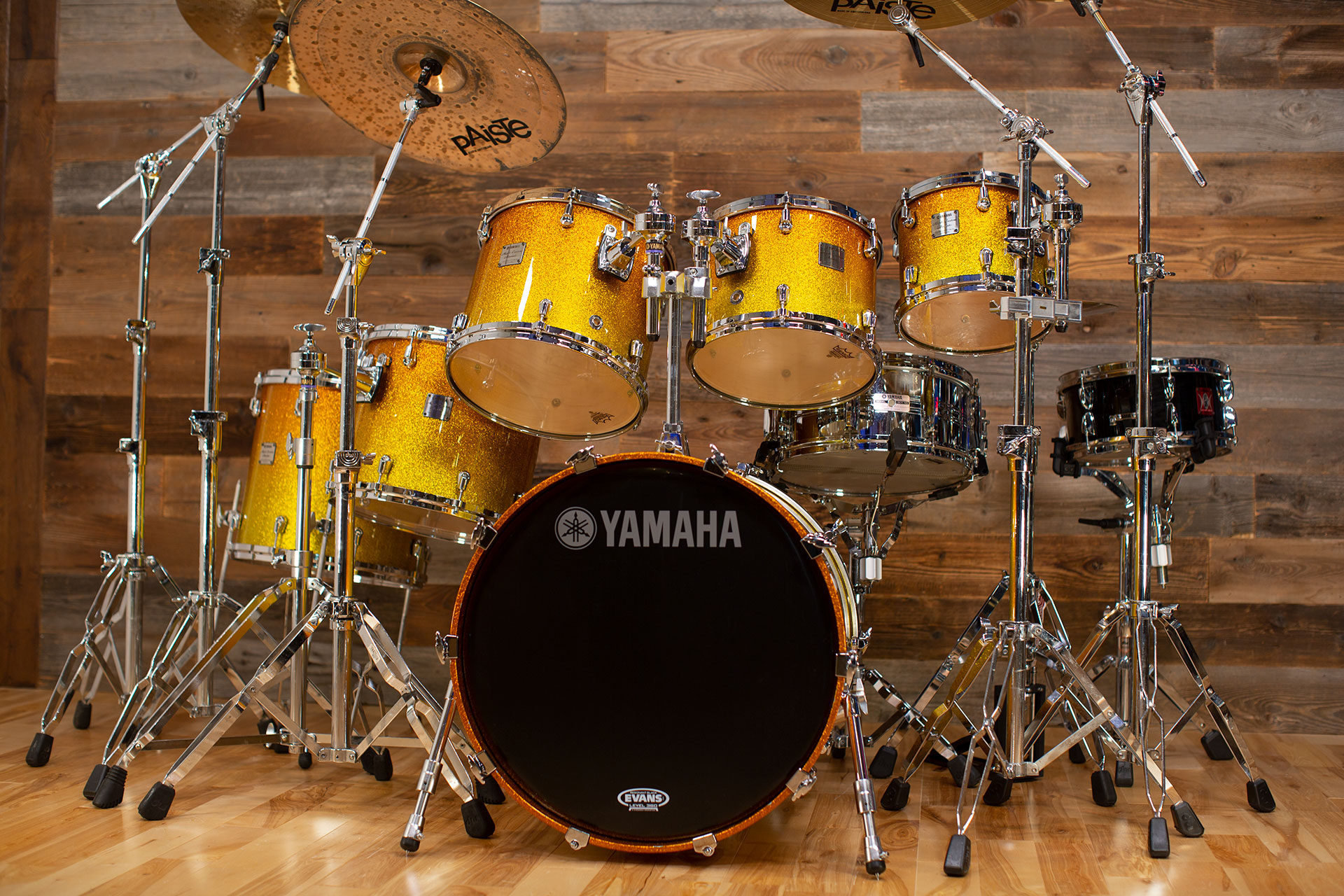 YAMAHA-ABSOLUTE-MAPLE-NOUVEAU-6-PIECE-DRUM-KIT-YELLOW-SPARKLE-FADE-DRUMAZON_16.jpg