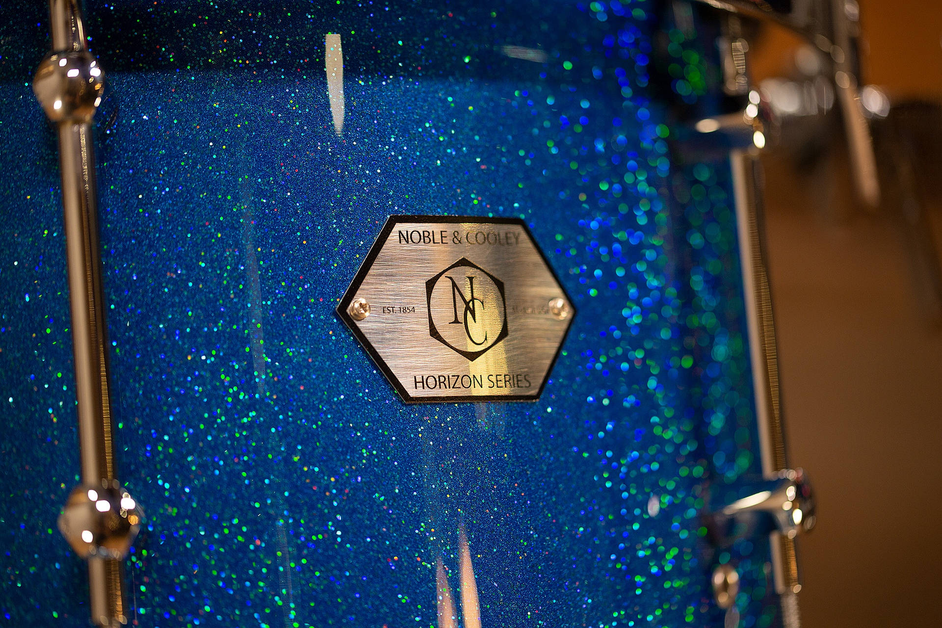 NOBLE-AND-COOLEY-HORIZON-3-PIECE-DRUM-KIT-CAIRO-BLUE-HOLO-SPARKLE-DRUMAZON_14.jpg