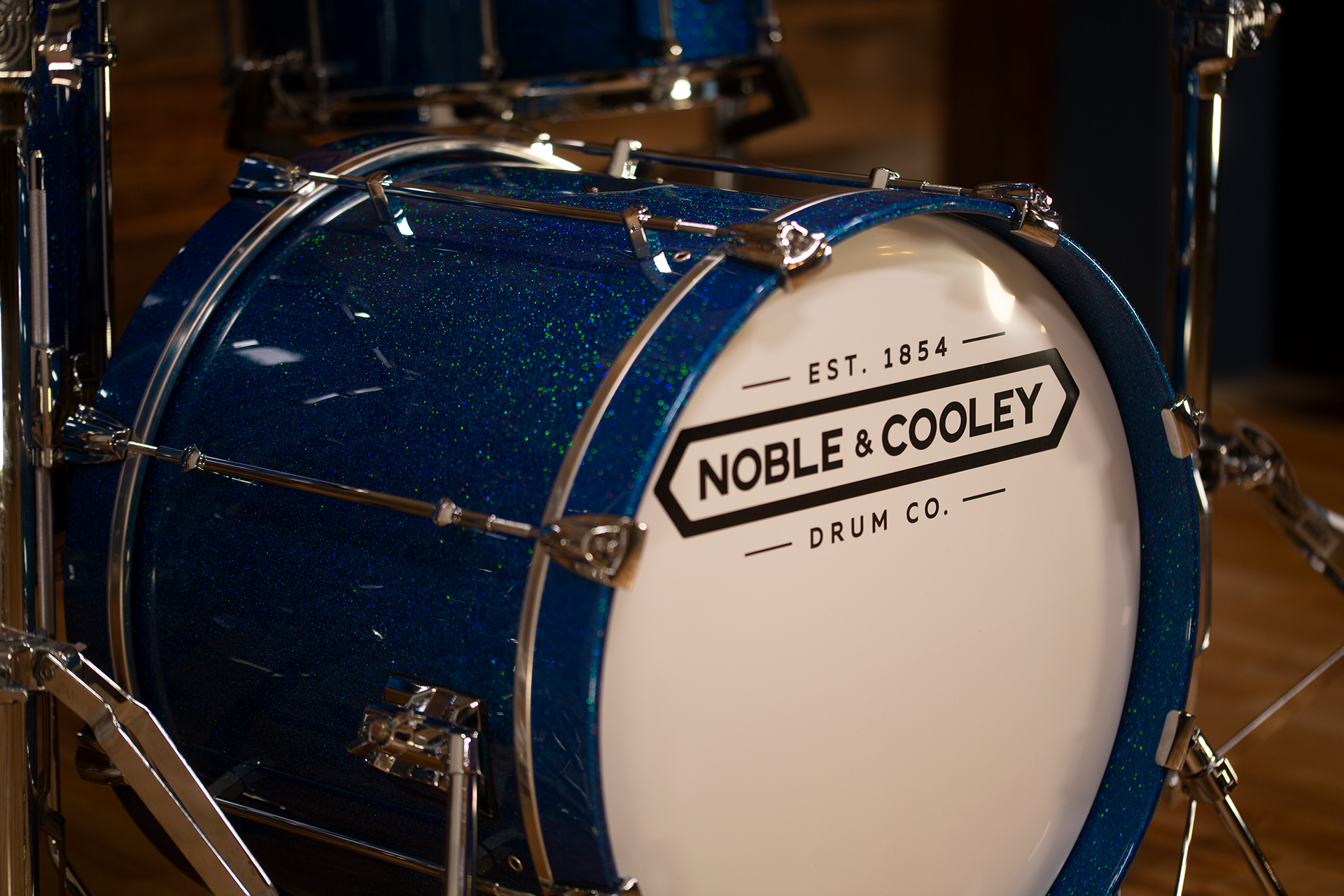 NOBLE-AND-COOLEY-HORIZON-3-PIECE-DRUM-KIT-CAIRO-BLUE-HOLO-SPARKLE-DRUMAZON_17.jpg