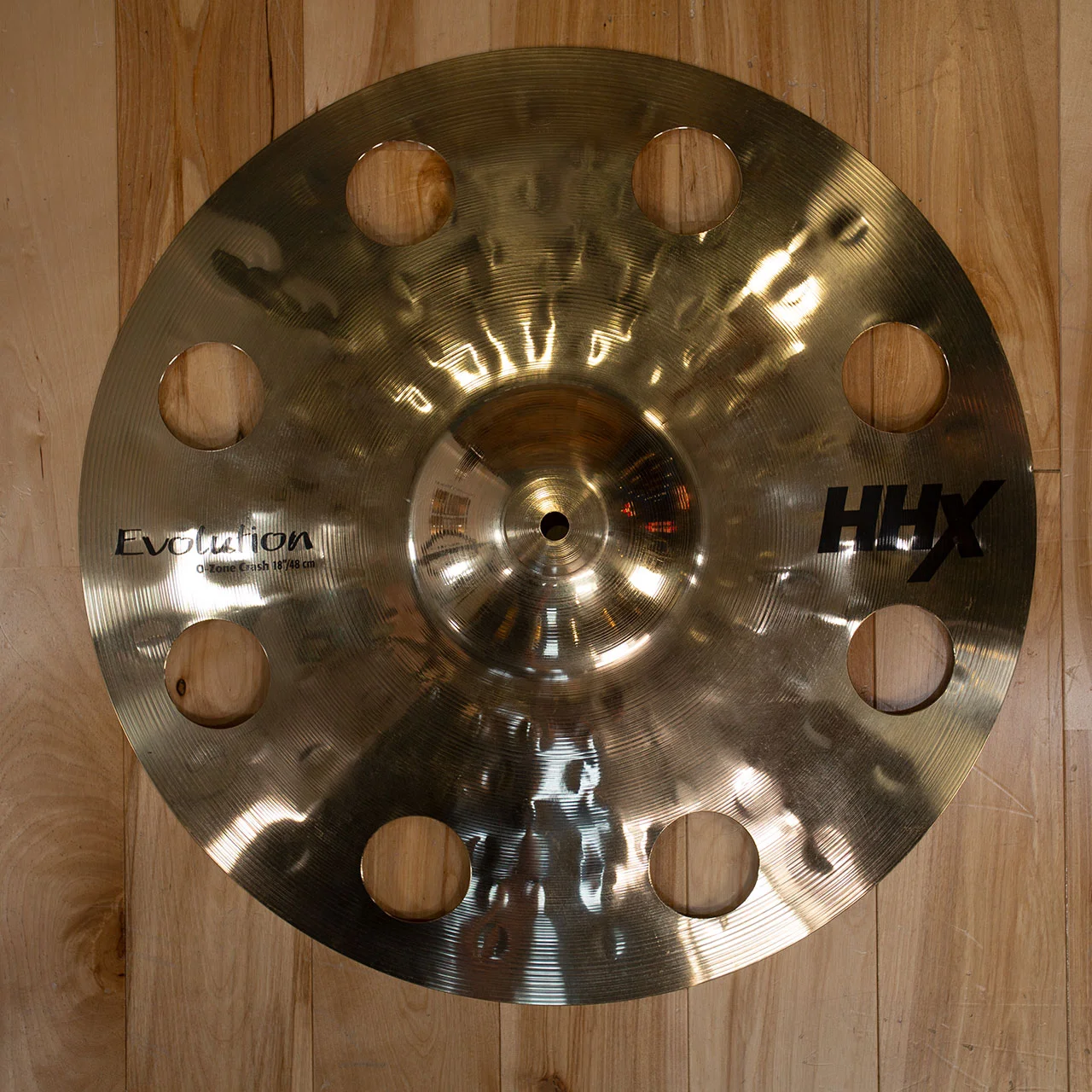 SABIAN-18-HHX-OZONE-CRASH-CYMBAL-DRUMAZON_01.jpg