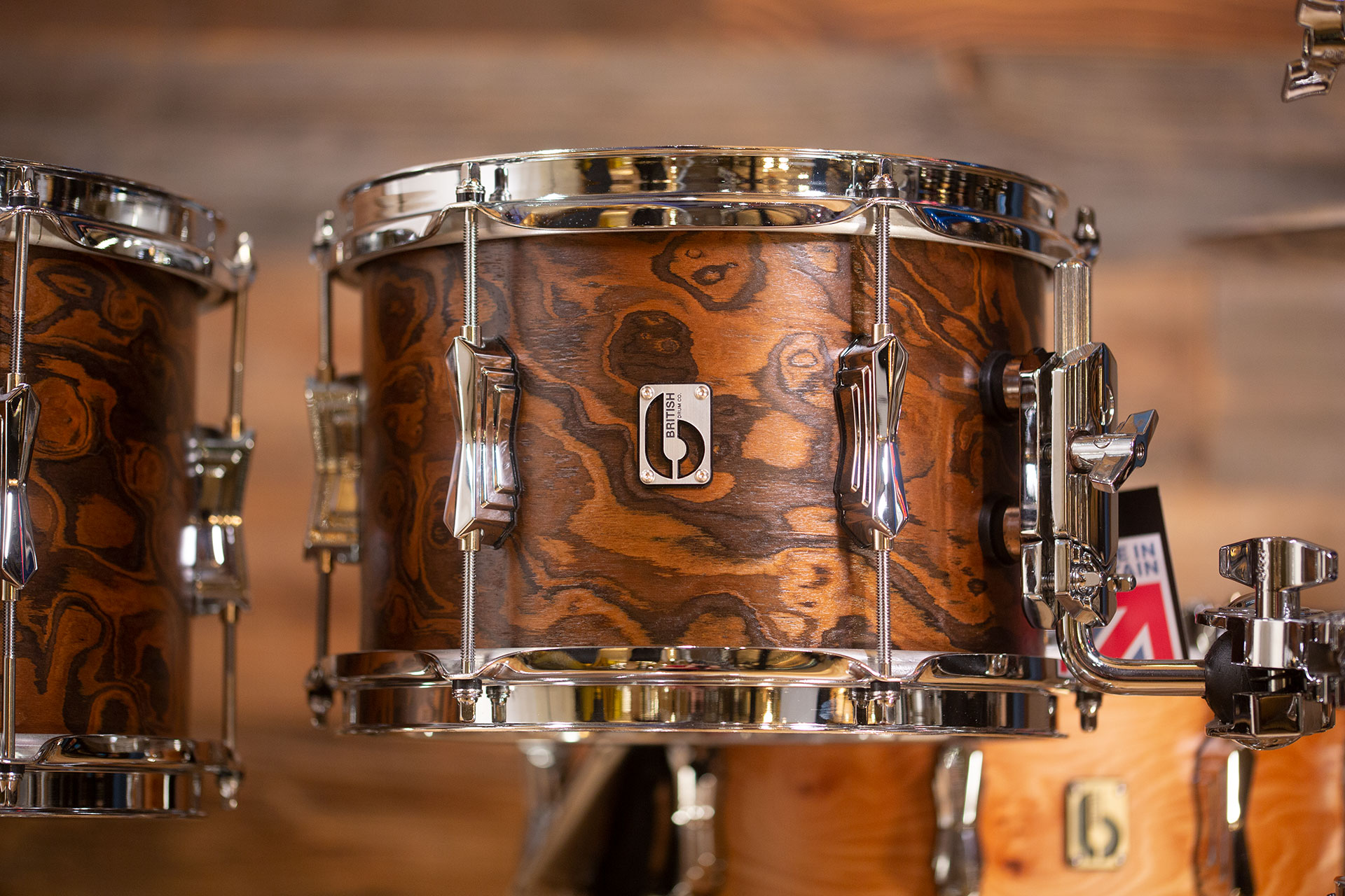 BRITISH-DRUM-CO-BDC-LOUNGE-SERIES-4-PIECE-DRUM-KIT-WINDSOR-DARK-DRUMAZON_18.jpg