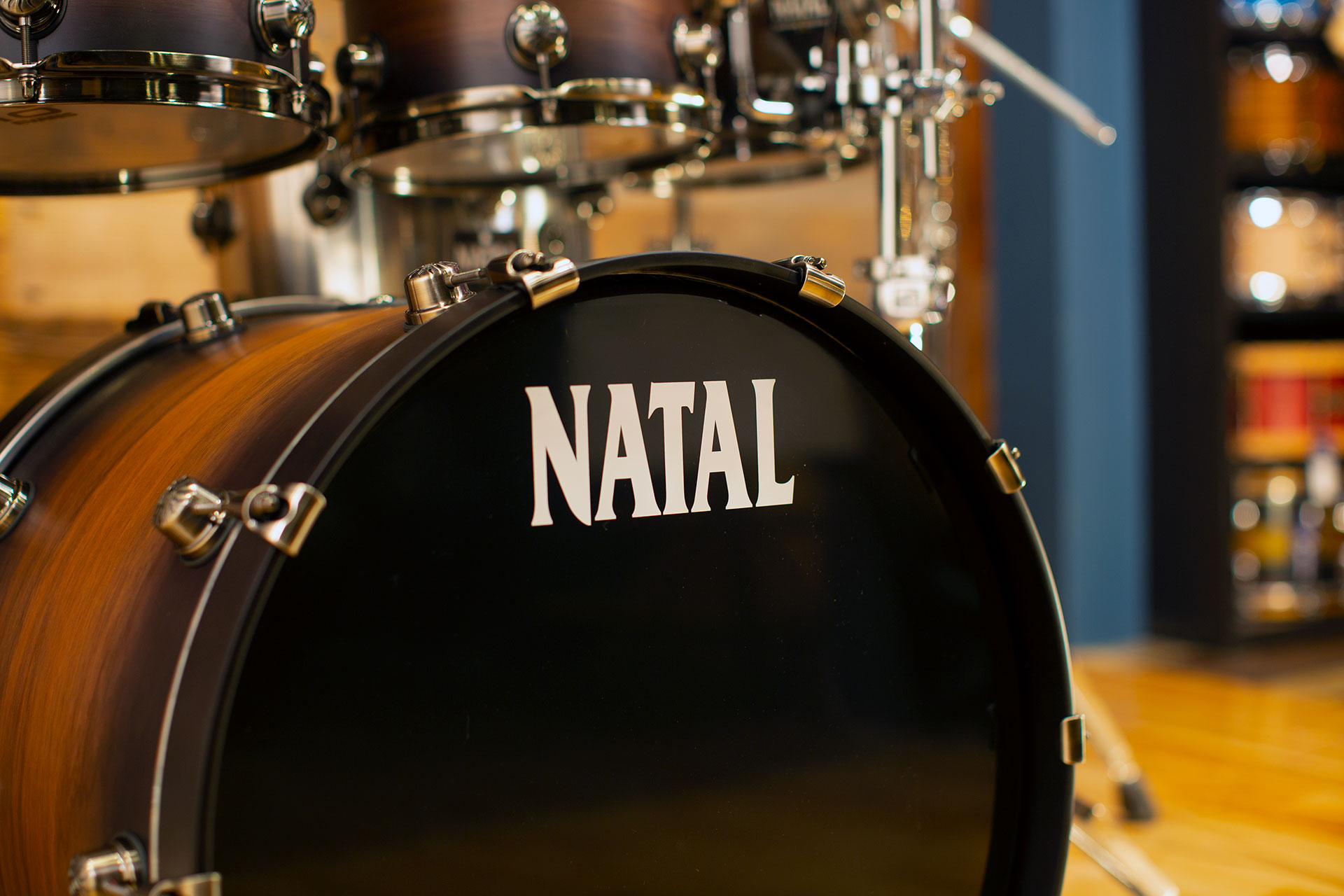 NATAL-ORIGINALS-WALNUT-6-PIECE-DRUM-KIT-VINTAGE-BURST-DRUMAZON_12.jpg