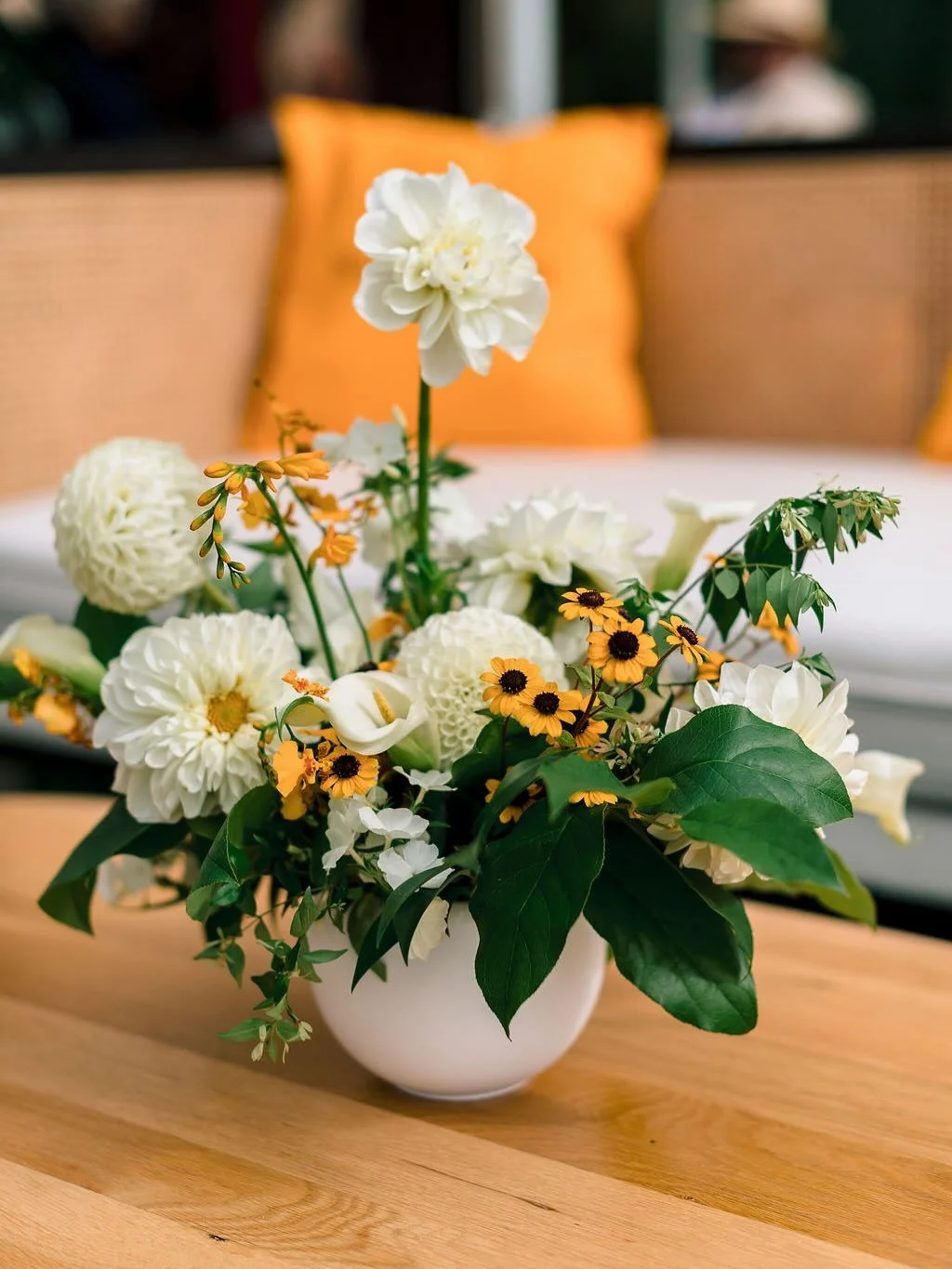 One of many lounge vignettes we create annually for @thequailevents. A particular favorite of mine this year.

@componere.co @melanieduerkopp @foundrentalco @veuveclicquot