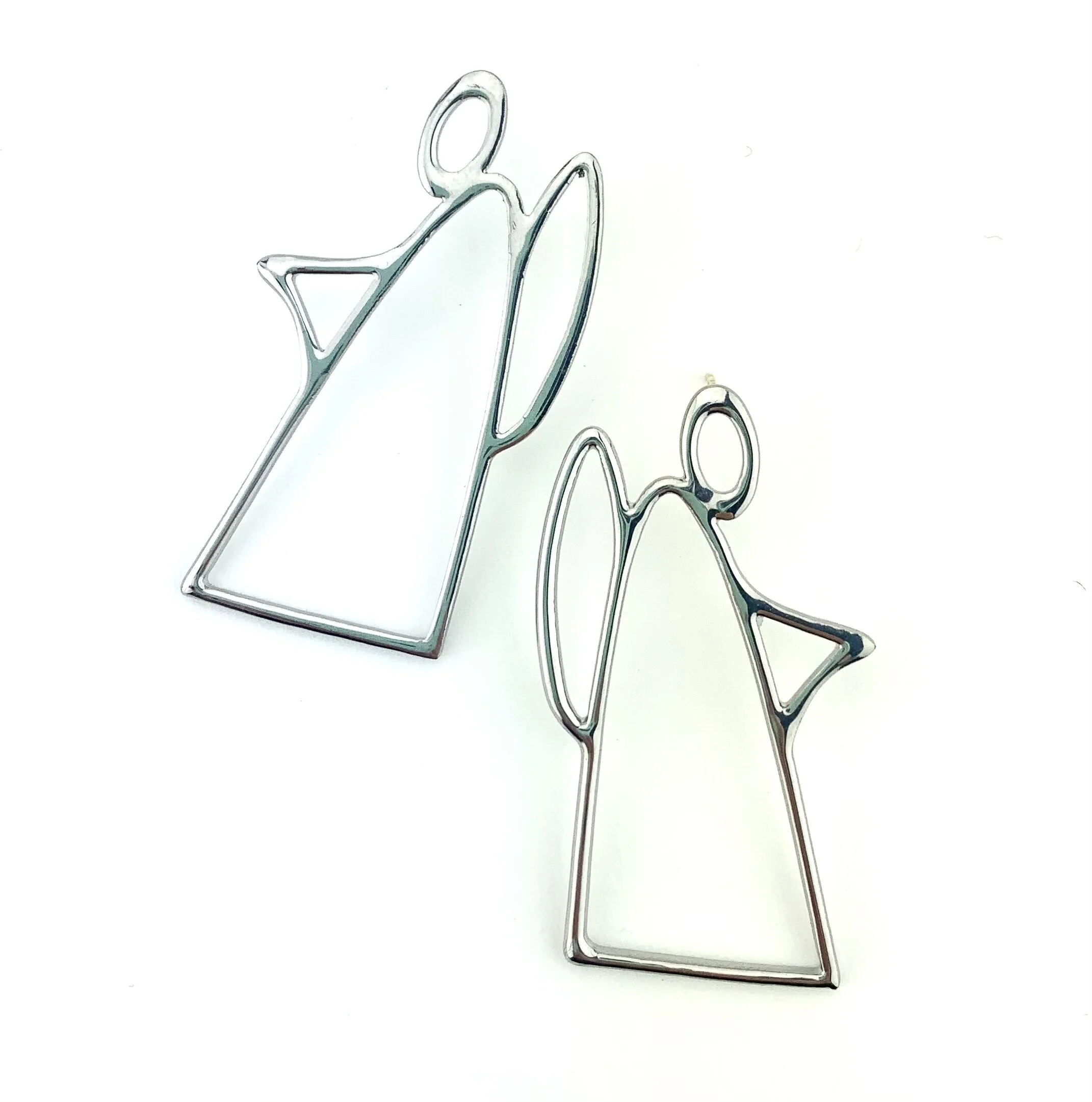 18E9FBB4-435E-4B5A-BD46-20D832315331