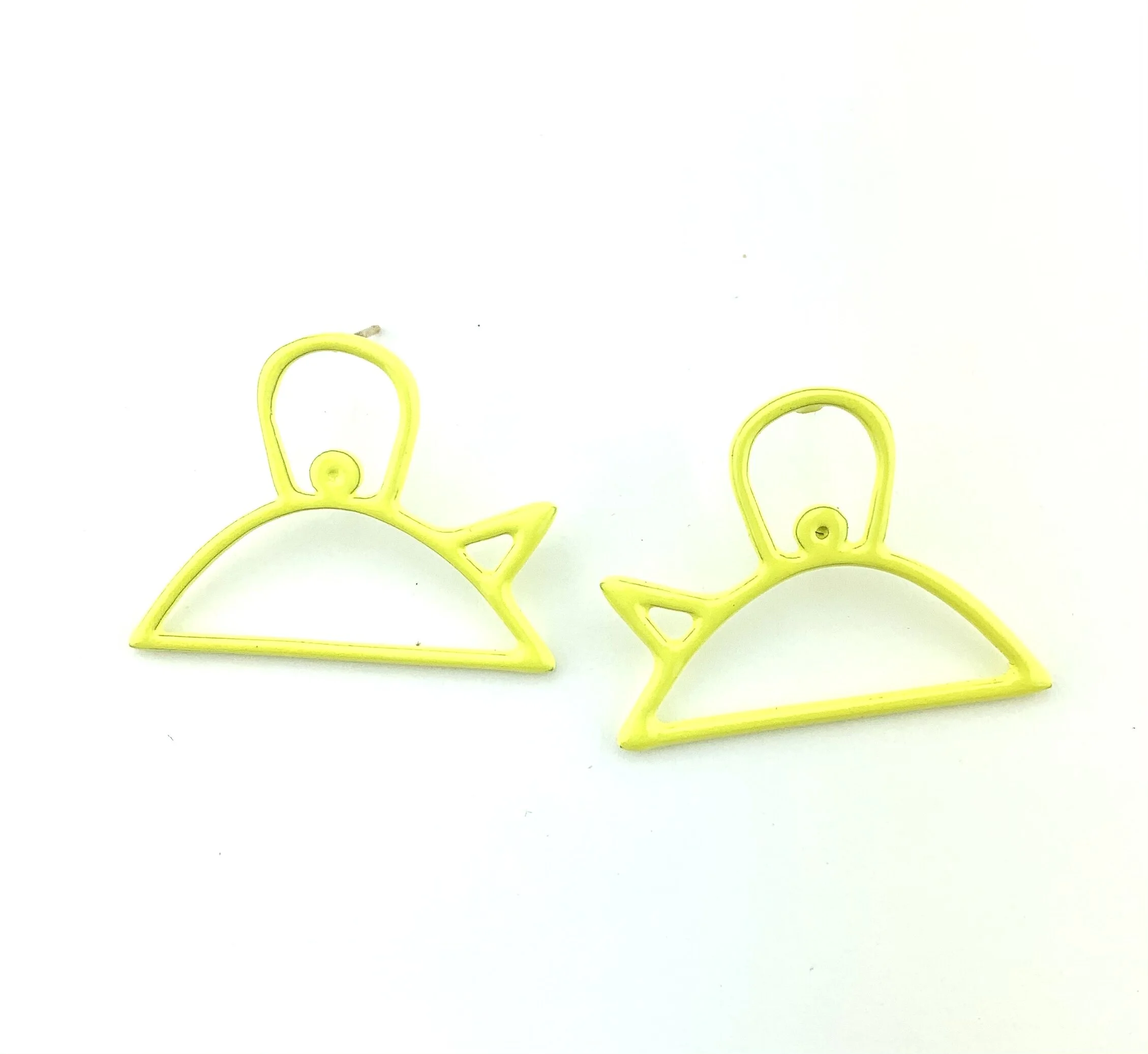 FB8445E5-75D8-4916-B13C-B007DE5BA32C