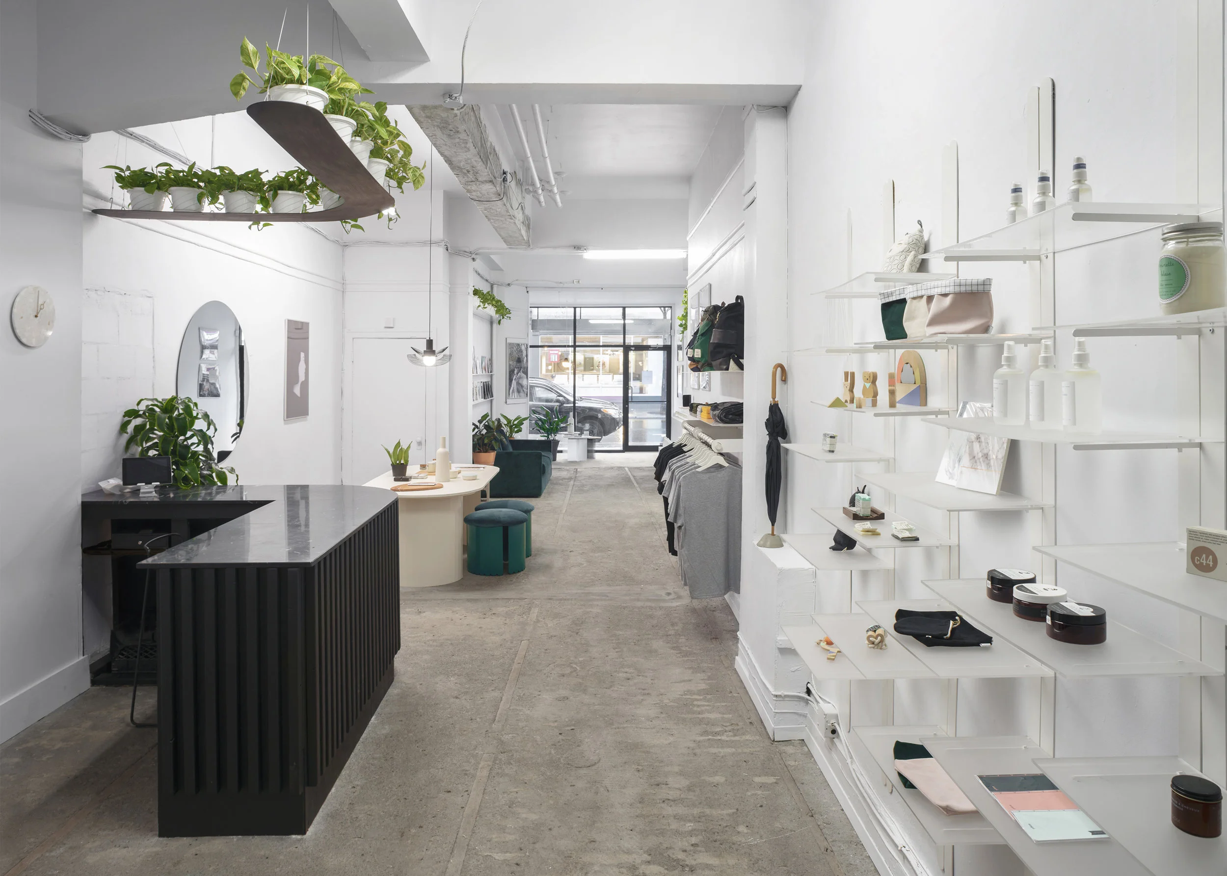 studio-botté_lamp_cest-beau_lighting_boutique_pendants_design-montreal-boutique.jpg