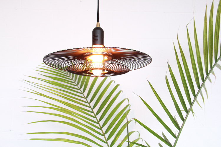 Humm_black_lamp_lampe_Design_upcycle_studio-botte_001.jpg