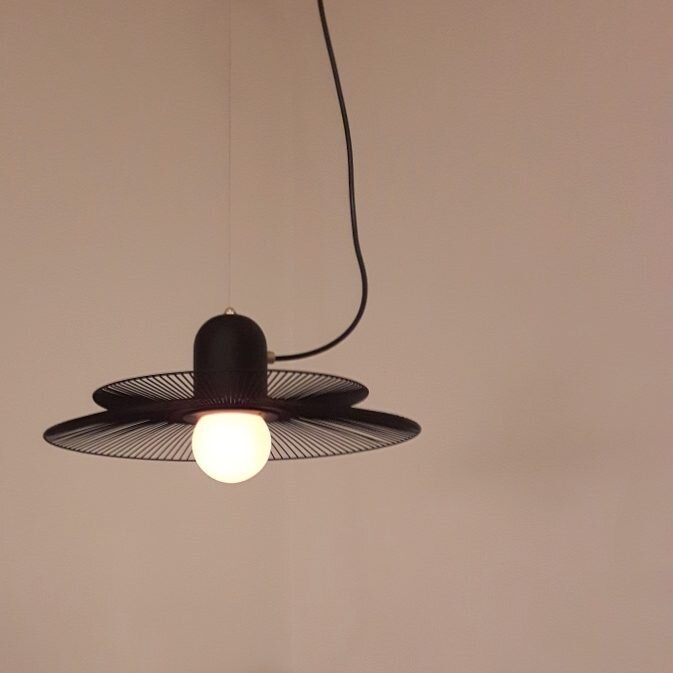 Rev Flitt_black_lamp_lampe_Design_upcycle_studio-botte_001.jpg