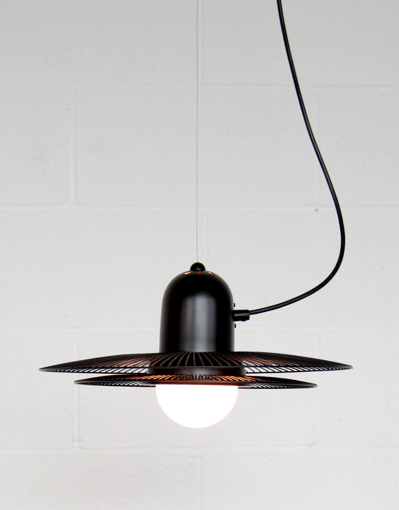 lamp studio botte Flitt black 2.jpg