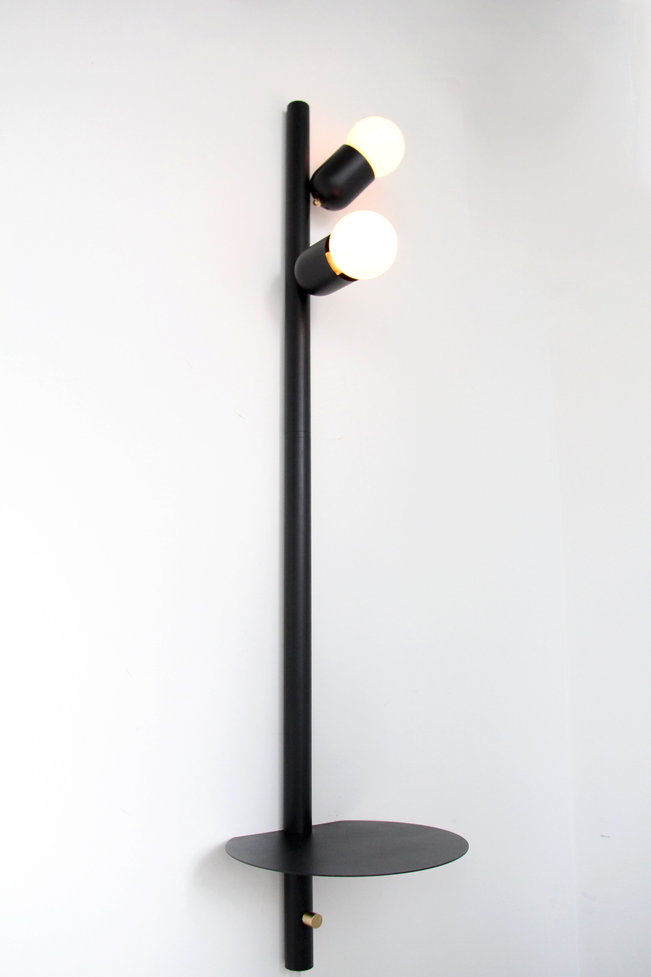 studio-botte_Gotas palo wall lamp_004.jpg