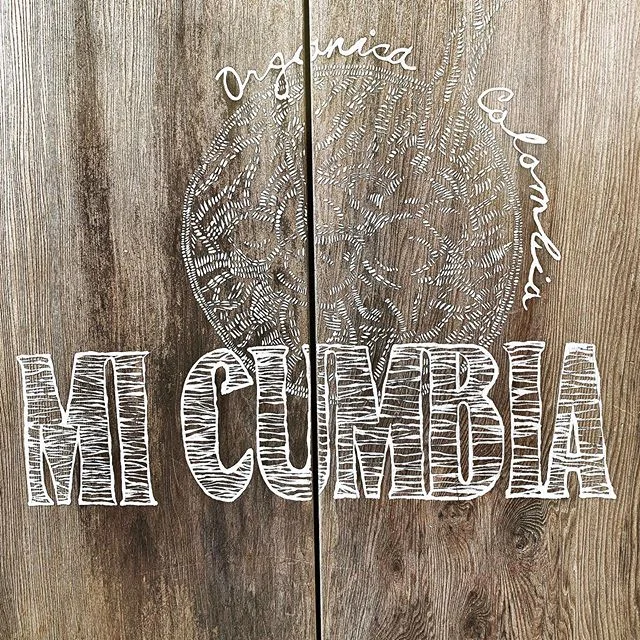 MI CUMBIA 🕊 like nothing else.☀️ .
.
.
#myhappyplace #bestofphilly #visitphilly #whyIlovephilly #nails #manicure #style #instagood #beauty #beautiful #spa #philly #philadelphiastyle #phillysbest #nails #mani #girly #waxing #phillywedding #pedicure #