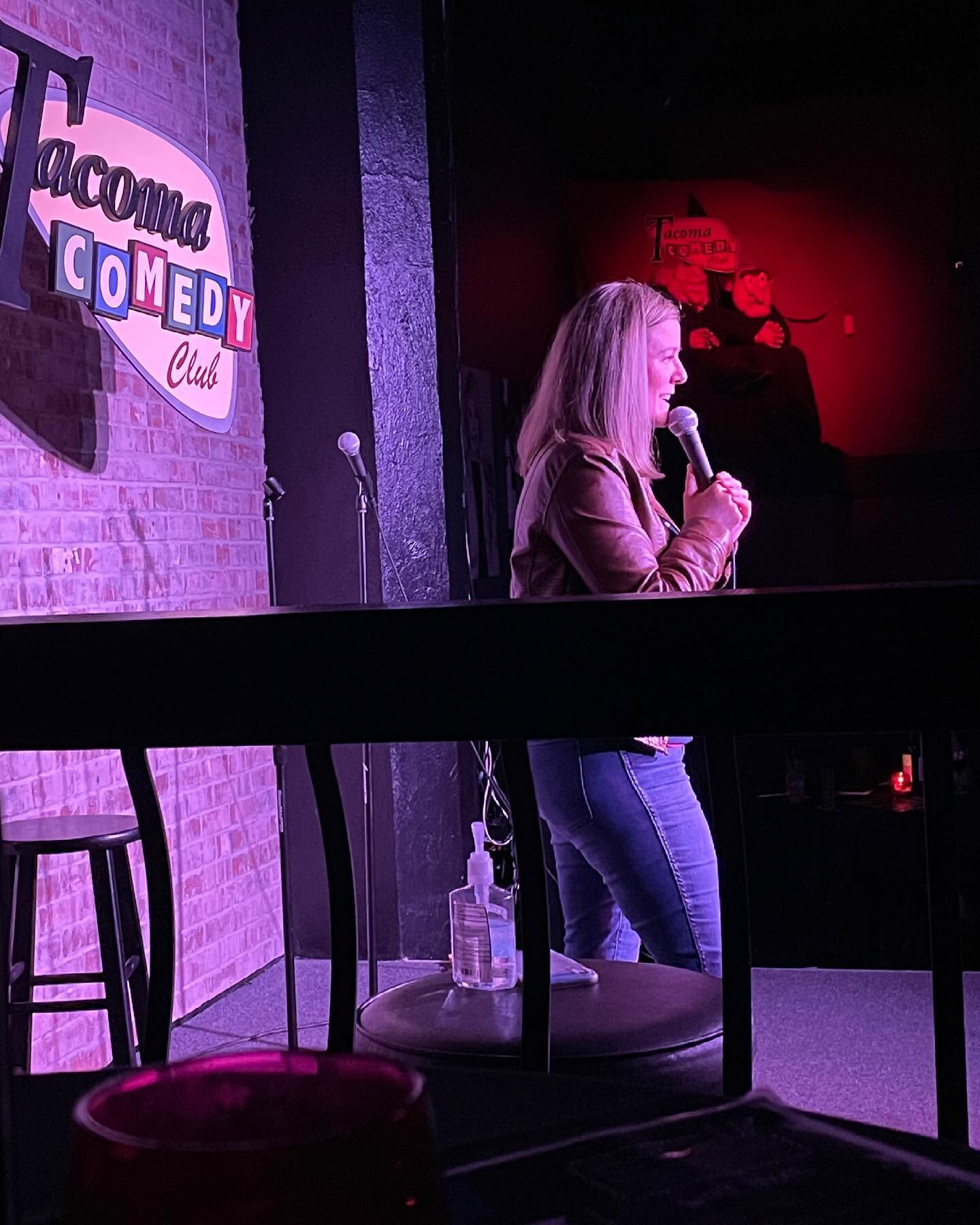 Had so much fun at @tacomacomedyclub! 🙌 What a line-up. Go see their shows! 

I&rsquo;m moving in 2 weeks but Seattle &mdash; GREAT NEWS! 😀 I&rsquo;ll be at @ravennaflyingboots in Ravenna on Thursday 6/17 at 7 PM!
&bull;
&bull;
#comedy #tacomacomed