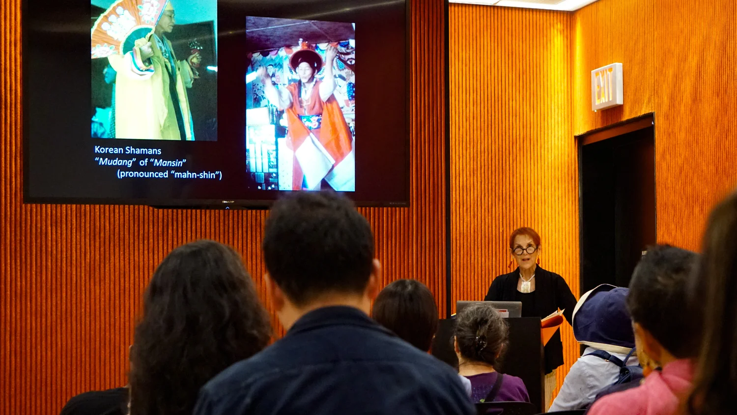 Journey to the Grave, Dance to Paradise: Kokdu and traditional funeral culture in Korea