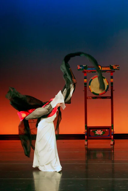 The World from the Streets of New York: APAP showcase of Sounds of Korea, Calpulli Mexican Dance Company and Olegunde