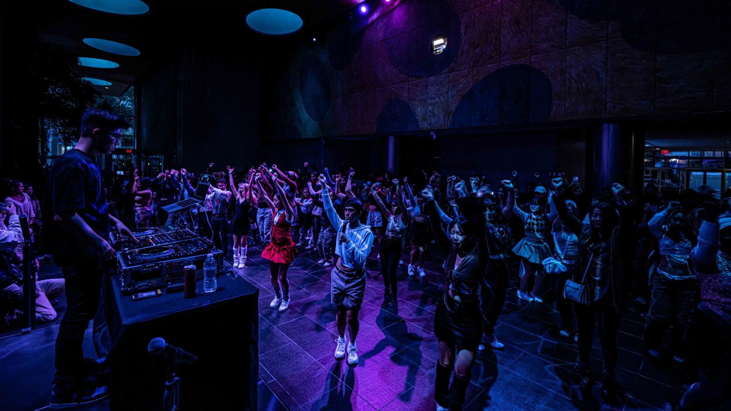 K-Pop Dance Night with DJ CHEN featuring KNESIS and KBS DANCE TEAM