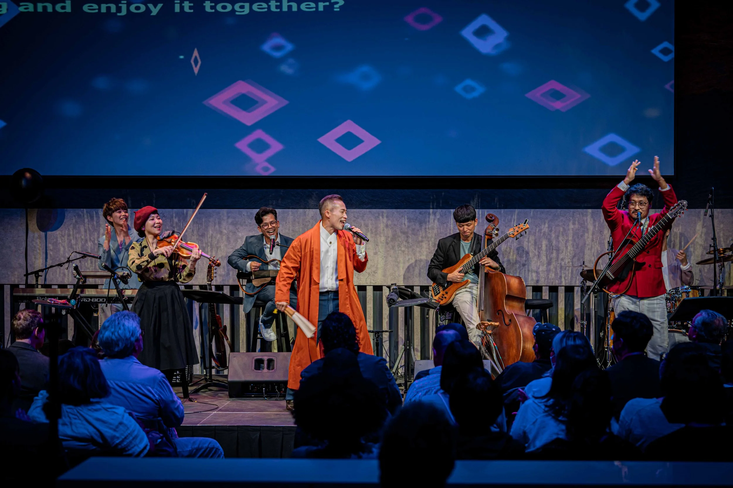 Second Moon: Moonlight flows