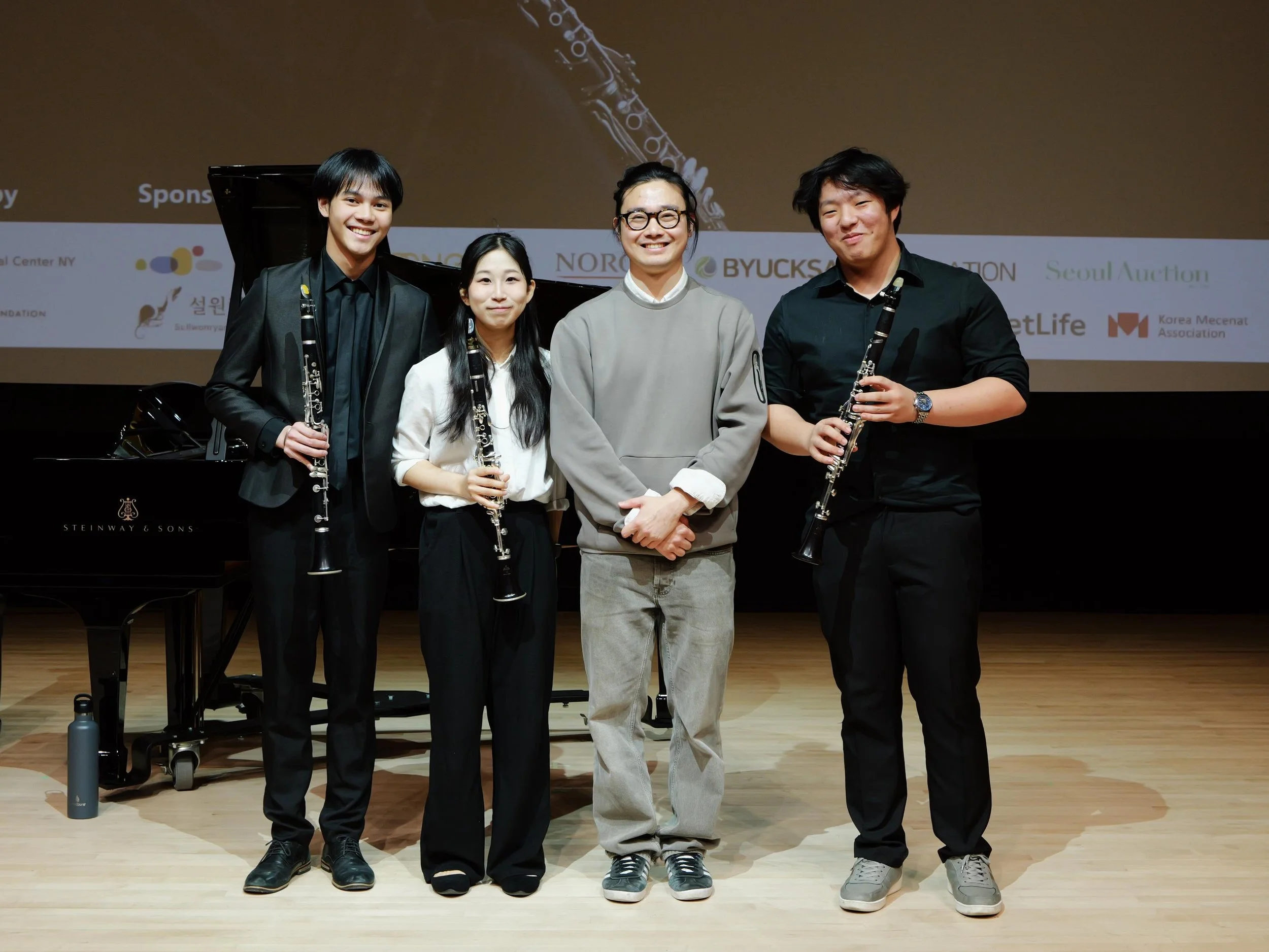 ✨Highlights from Masterclass with Clarinetist Han Kim 🎶

🎼 Last Monday, we welcomed clarinetist Han Kim(@hank._m) to lead a special master class at KCCNY&mdash;an intimate and deeply focused session🔥 where music came to life through intensity, ins