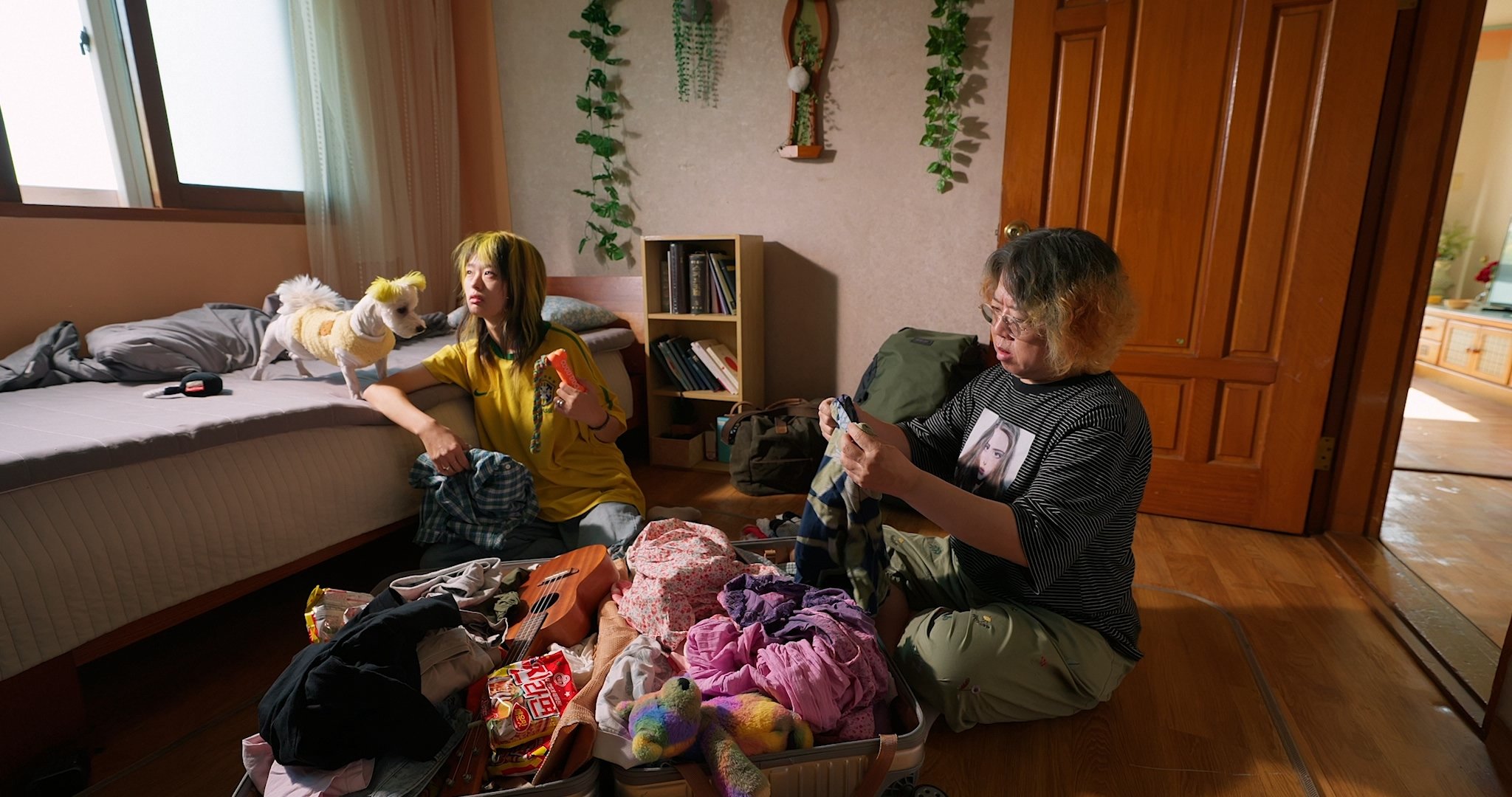 My Aunt_still06.jpg