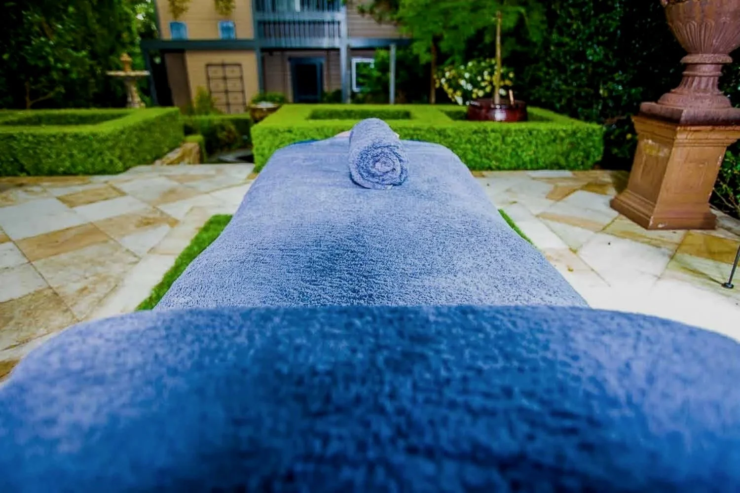 massage-bed.jpg