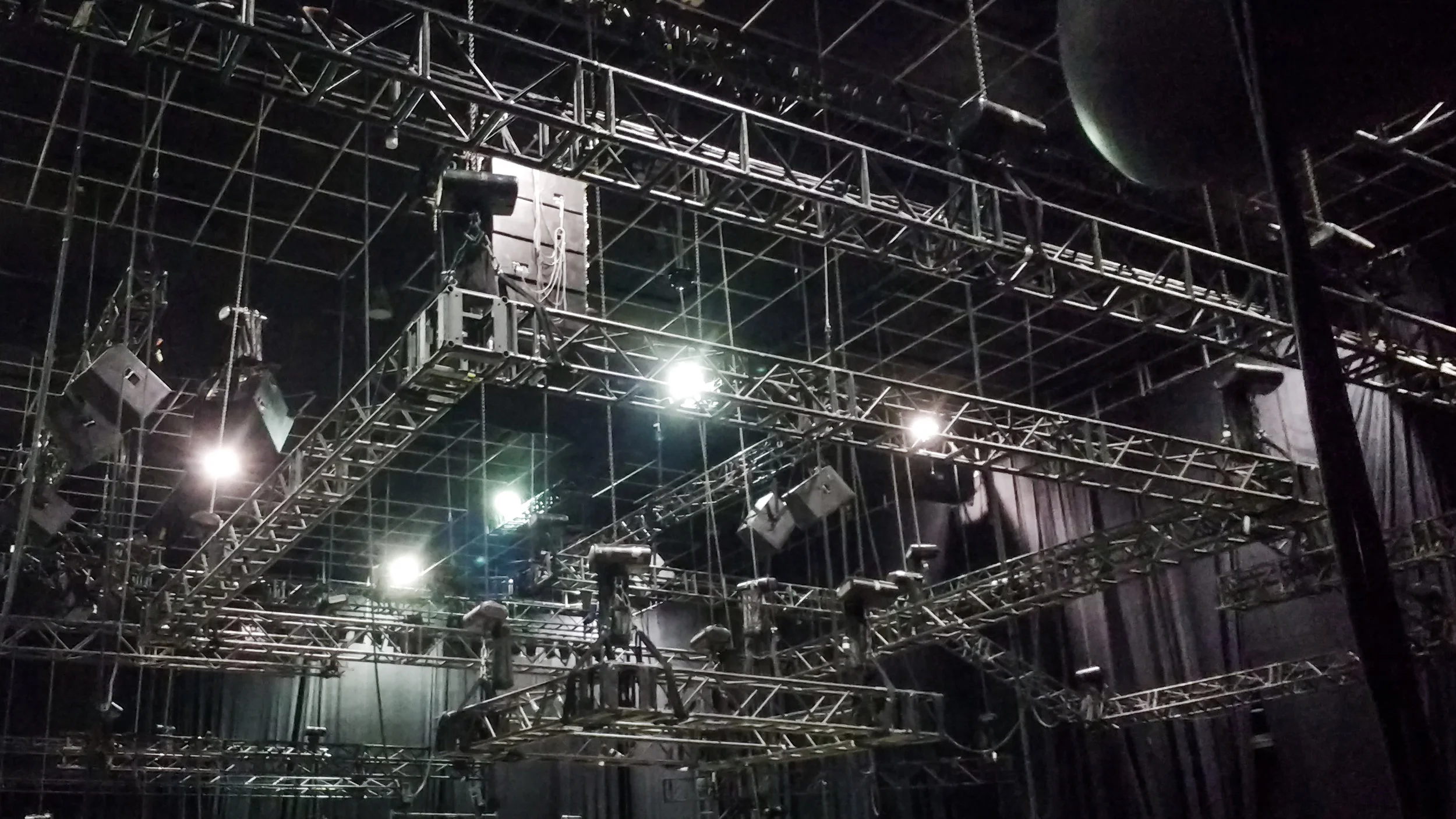 Arena & Theater Rigging