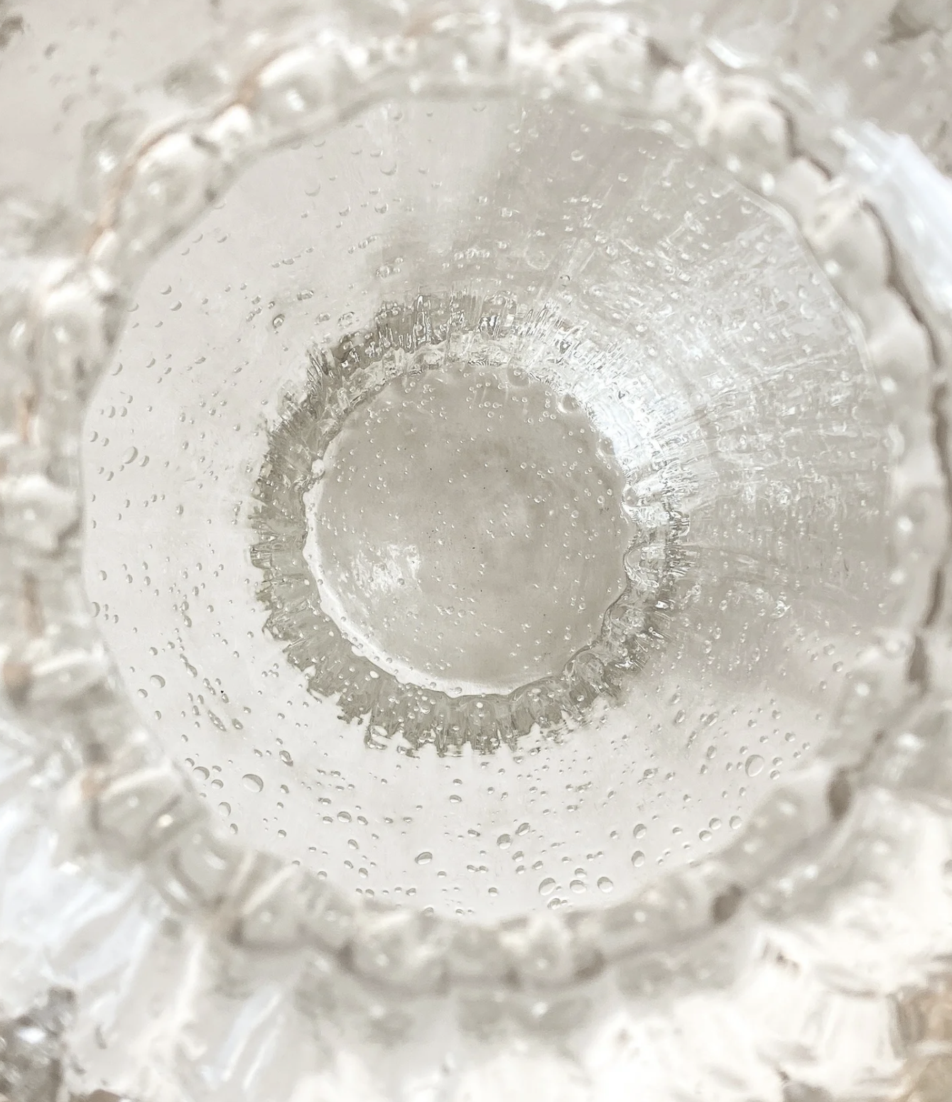 04. Glass Vase.png