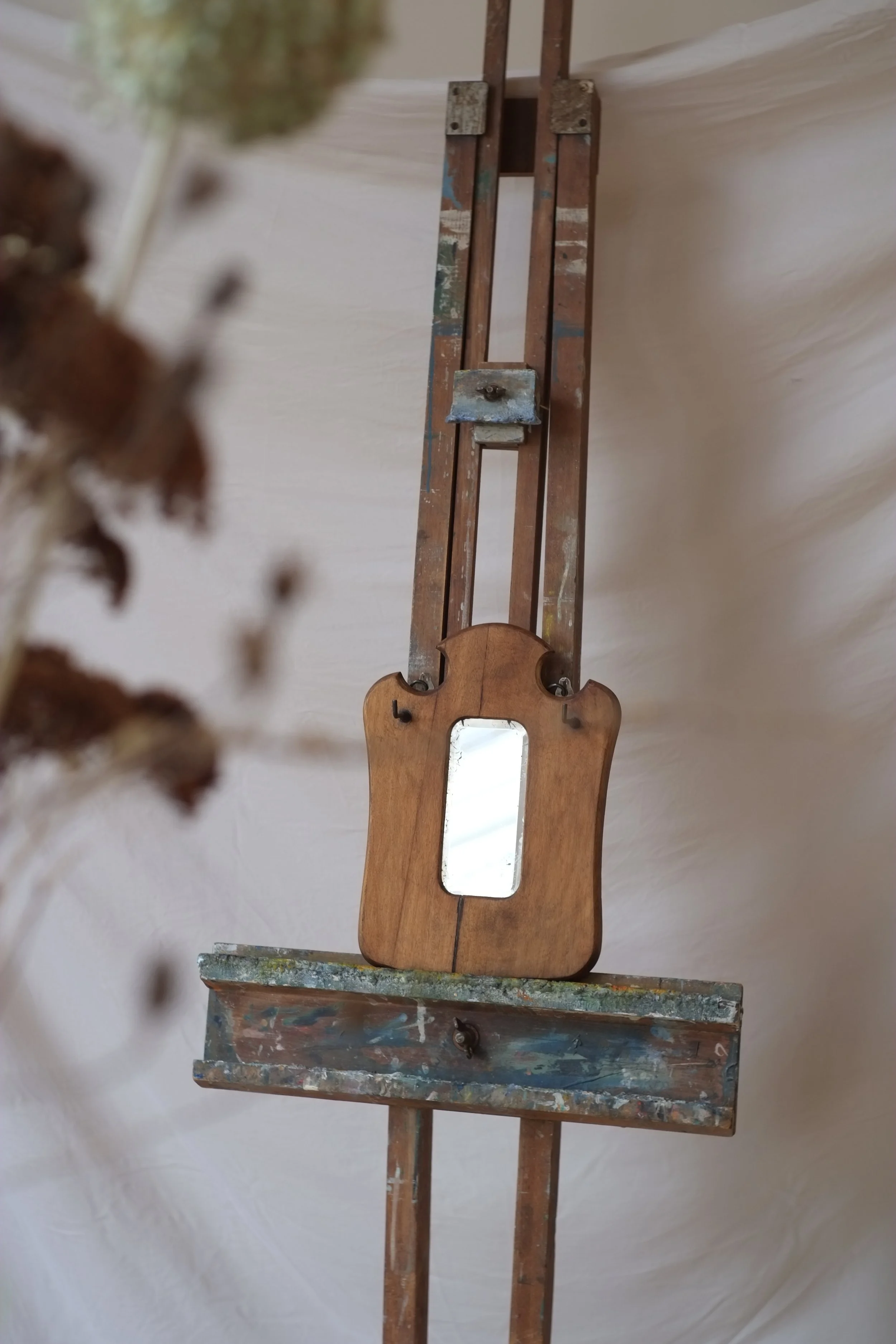 01. Wall Mirror .JPG