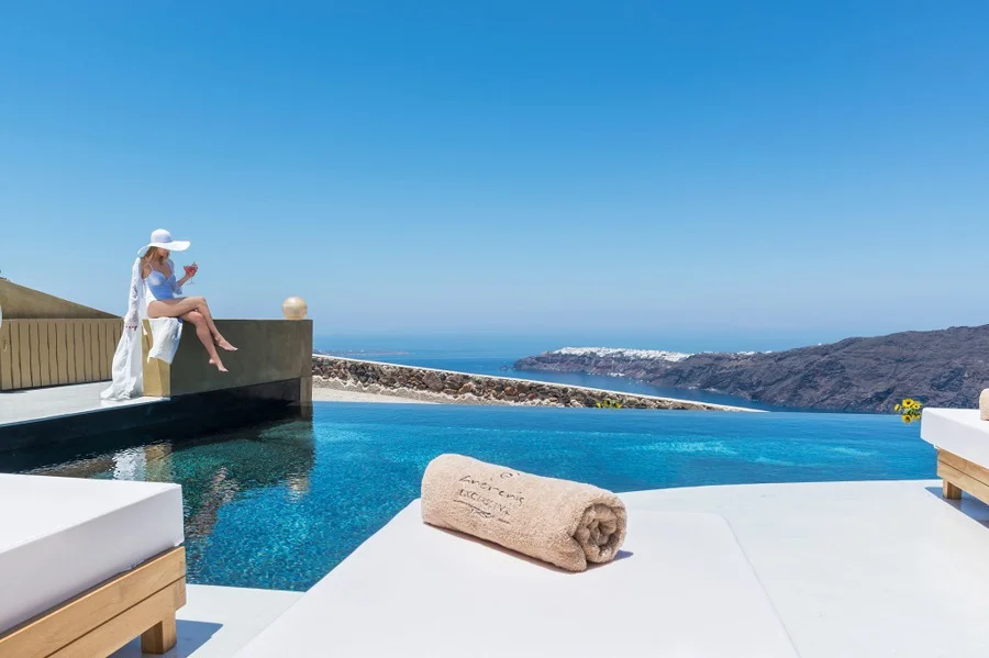 Luxe Full Service Wellness - Andronis Concept