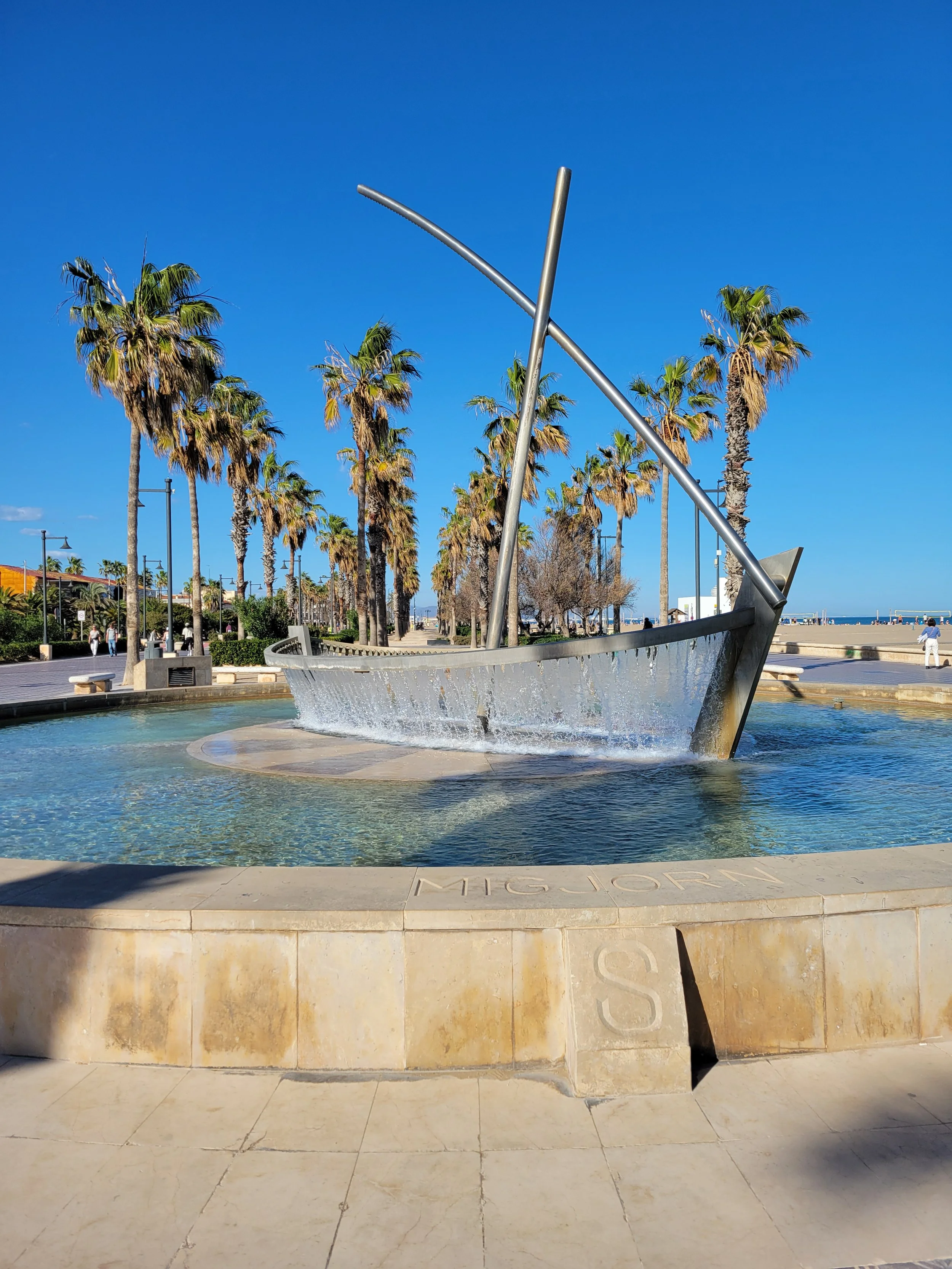 Fountain in the shape of a boat