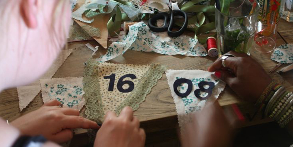 The+Crafty+Hen+bunting making party+glasgow.jpg