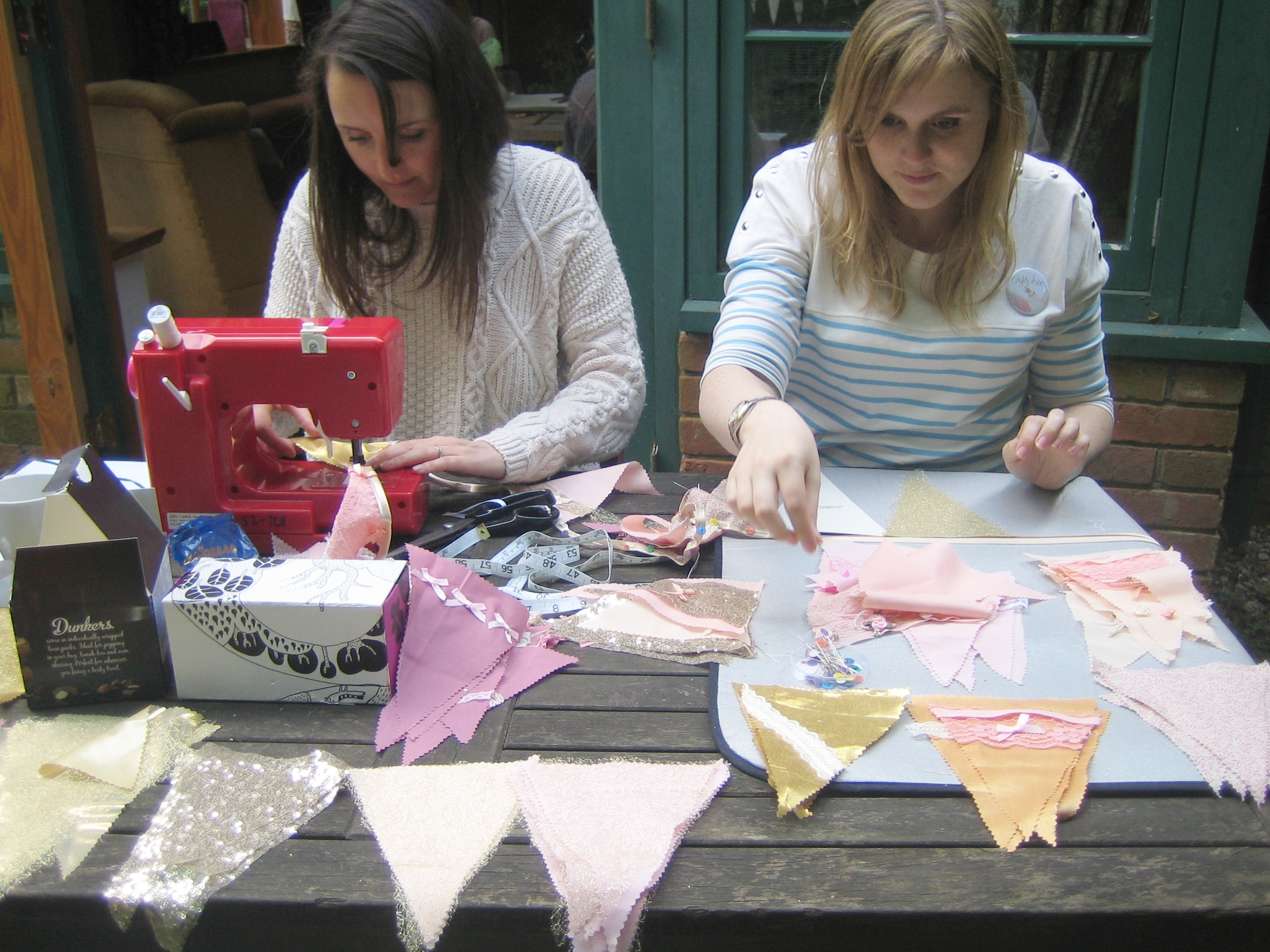 Bunting making 23 05 15 008.JPG