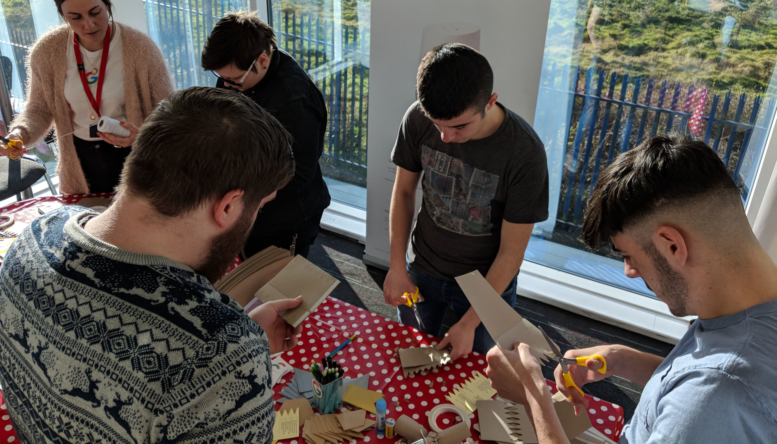 SCREEN PRINTING THE CRAFTY HEN TEAM BUILDING ACTIVITY.jpg