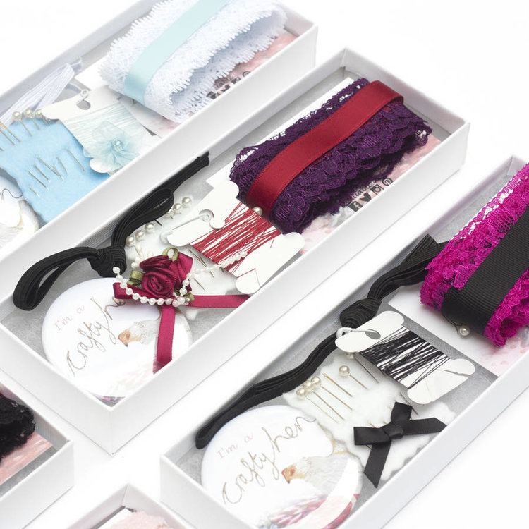 original_garter-making-craft-kit-3.jpg