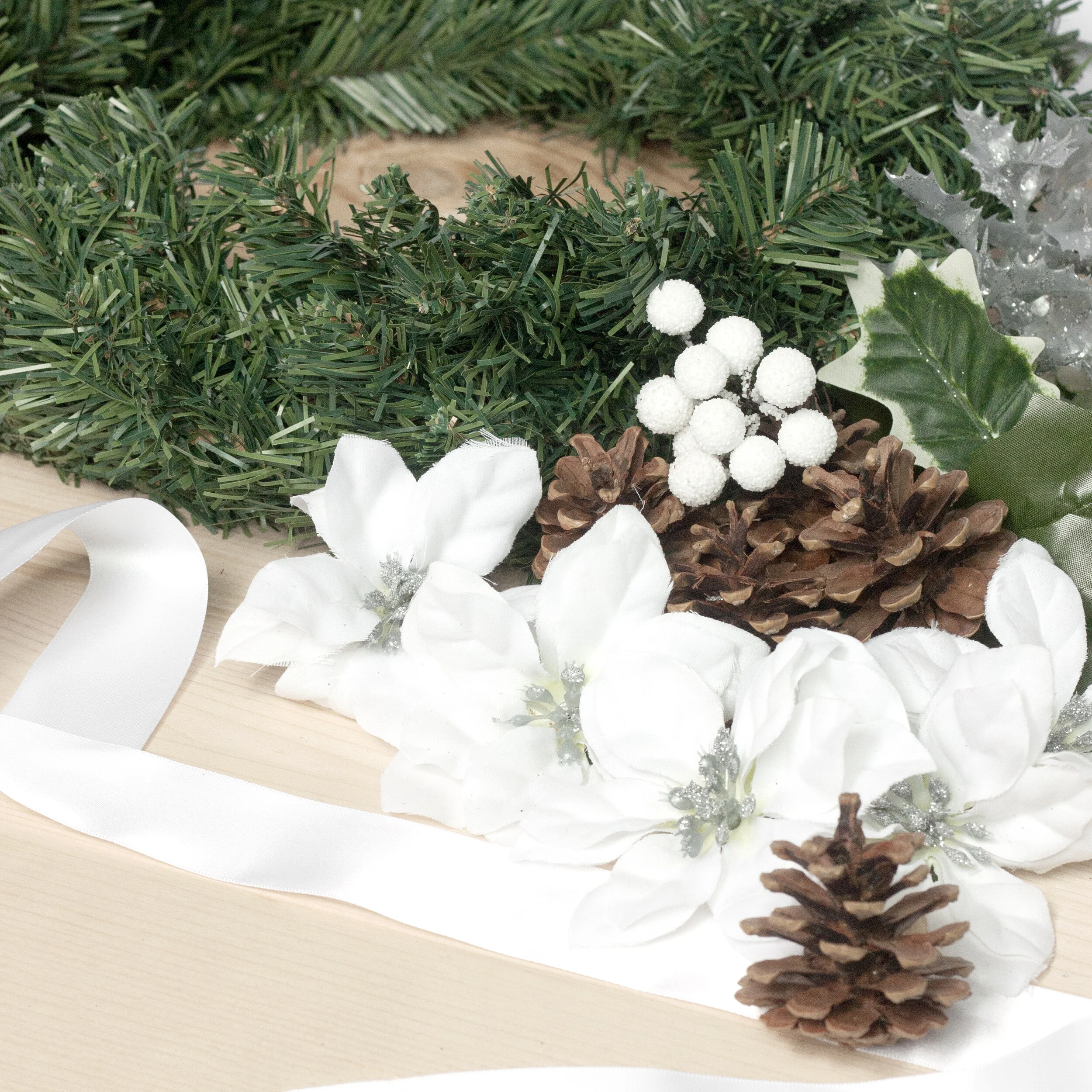 White Wreath Detail 2.jpg