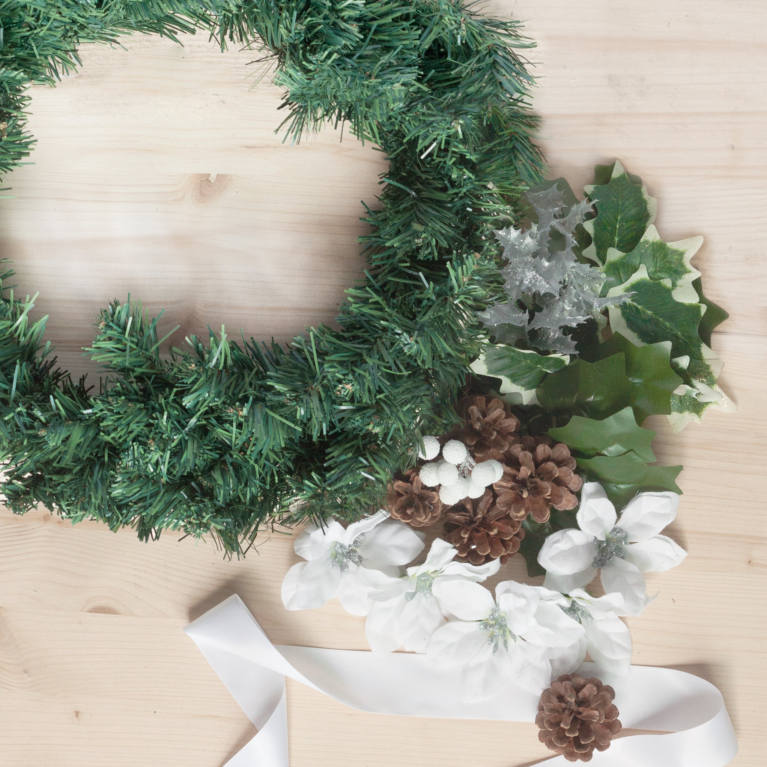 White Wreath Kit w.jpg