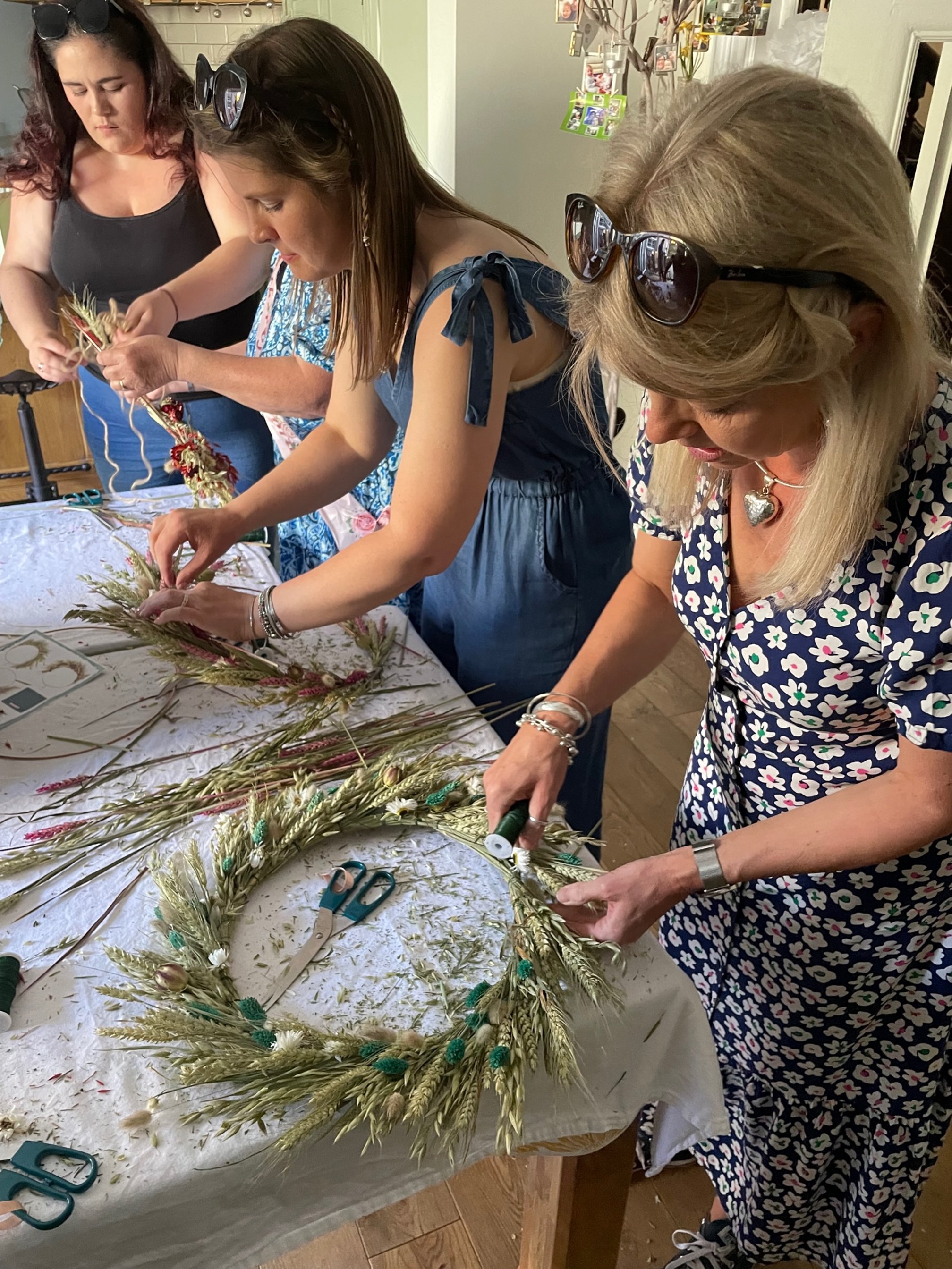 Dried Wreaths Workshop The Cratfy Hen Dunfermline, Sc 3:6.jpg