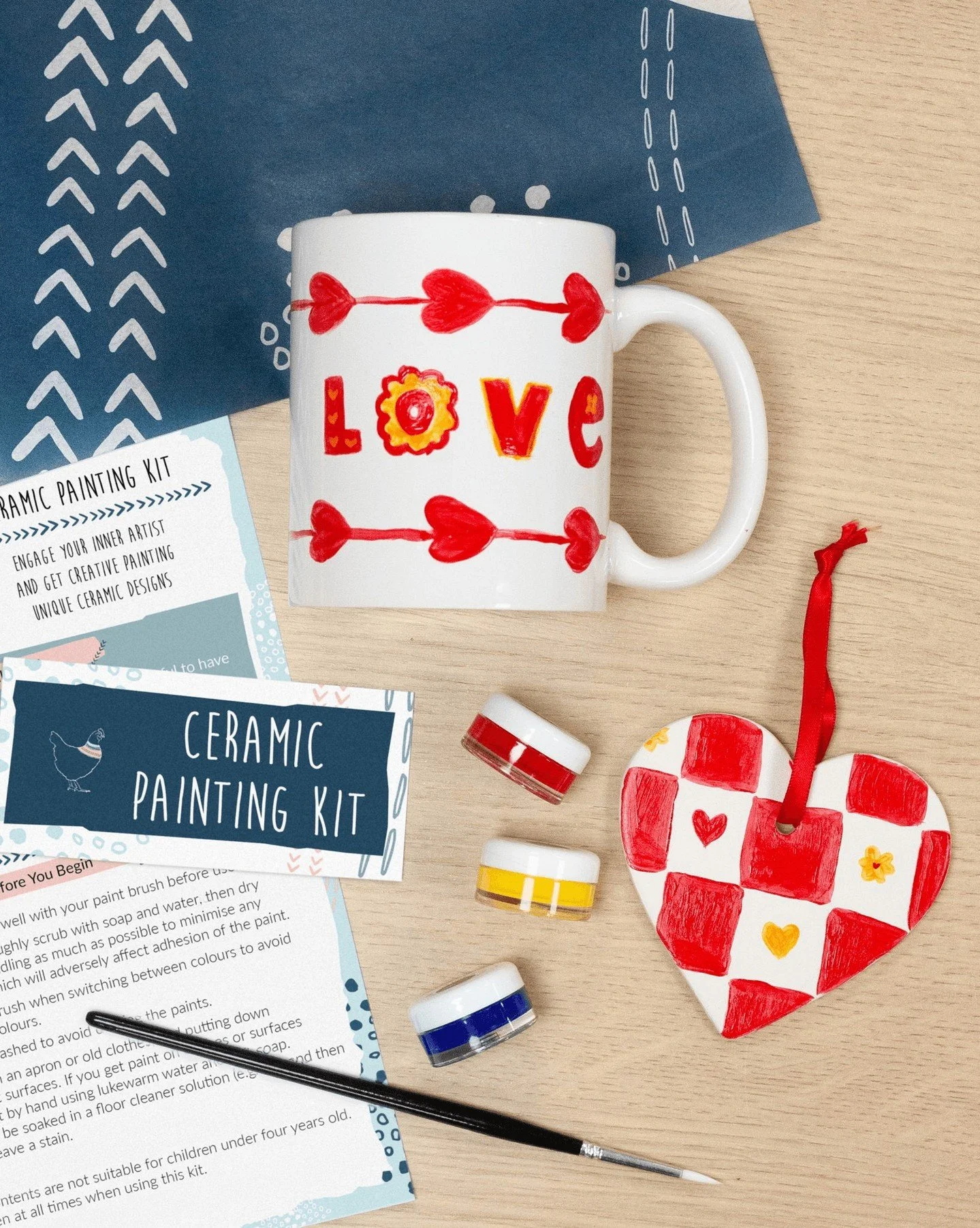 Want to treat your creative partner to a crafty present this Valentines Day?

We have plenty of DIY craft kits that make excellent gifts for the crafter in your life!
From our classic painting kits to a 1-Up from a flower bouquet  with our Dried flor