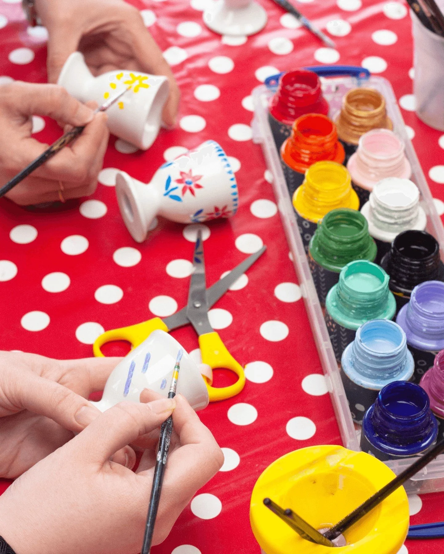 Easter Egg Cup Painting with The Crafty Hen 🐣

If you're planning a community event, looking for a choccy egg gifting alternative or are hoping to encourage more guests to your venue with a seasonal activity, our egg cup painting activity is perfect