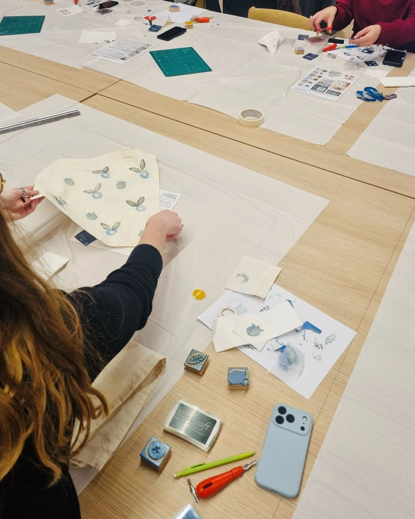 Looking for an engaging activity to bring your team together?
Our Block Printing workshop does just that! 

We&rsquo;ll arrive onsite with everything needed for everyone to create and print their very own designs on tote bags and tea towels. Great ke