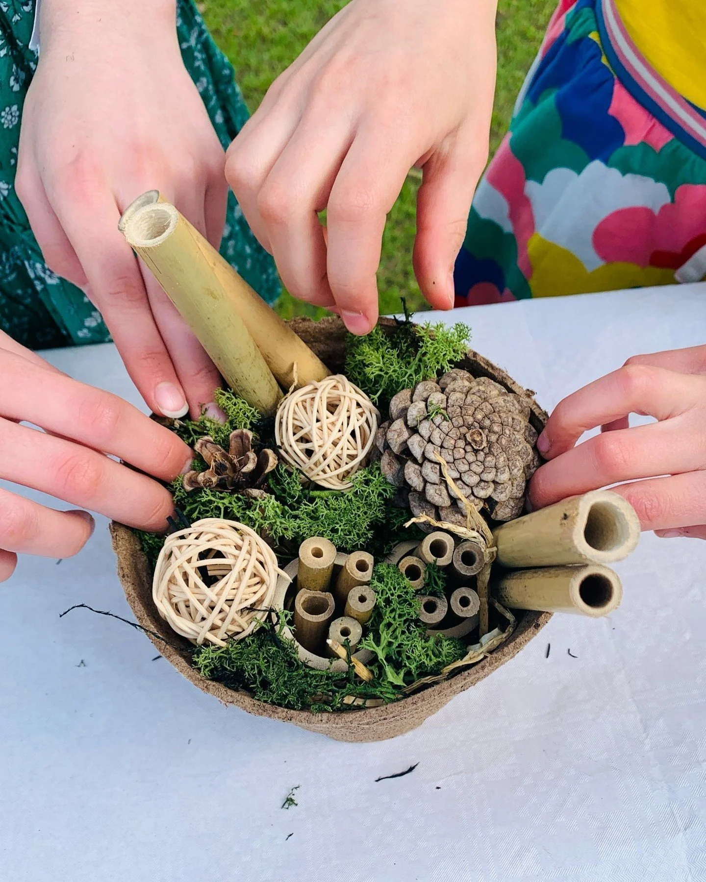 Planning an Easter event for families? 🐣

Our drop-in Easter craft stations are perfect for festivals, markets and community celebrations. Families can pop in, get creative, and take home their handmade keepsake.

Popular easter drop-in crafts inclu