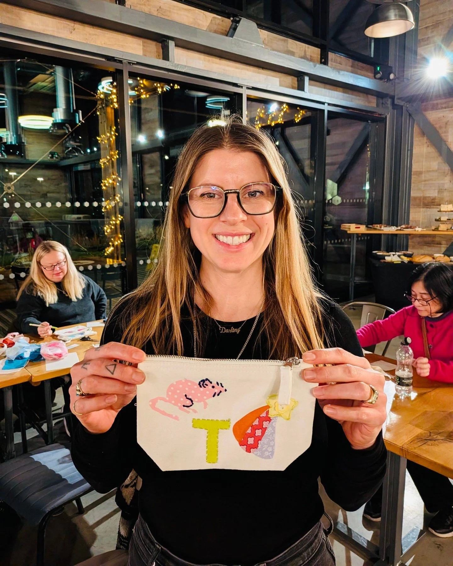 Looking to book a team social for 2026 Q3? 

Deadline upcoming and you want to celebrate once its complete? Book a crafty social with us!

From ceramic painting, pots, mugs and more to block printing tote bags, creating bespoke workshops based on you