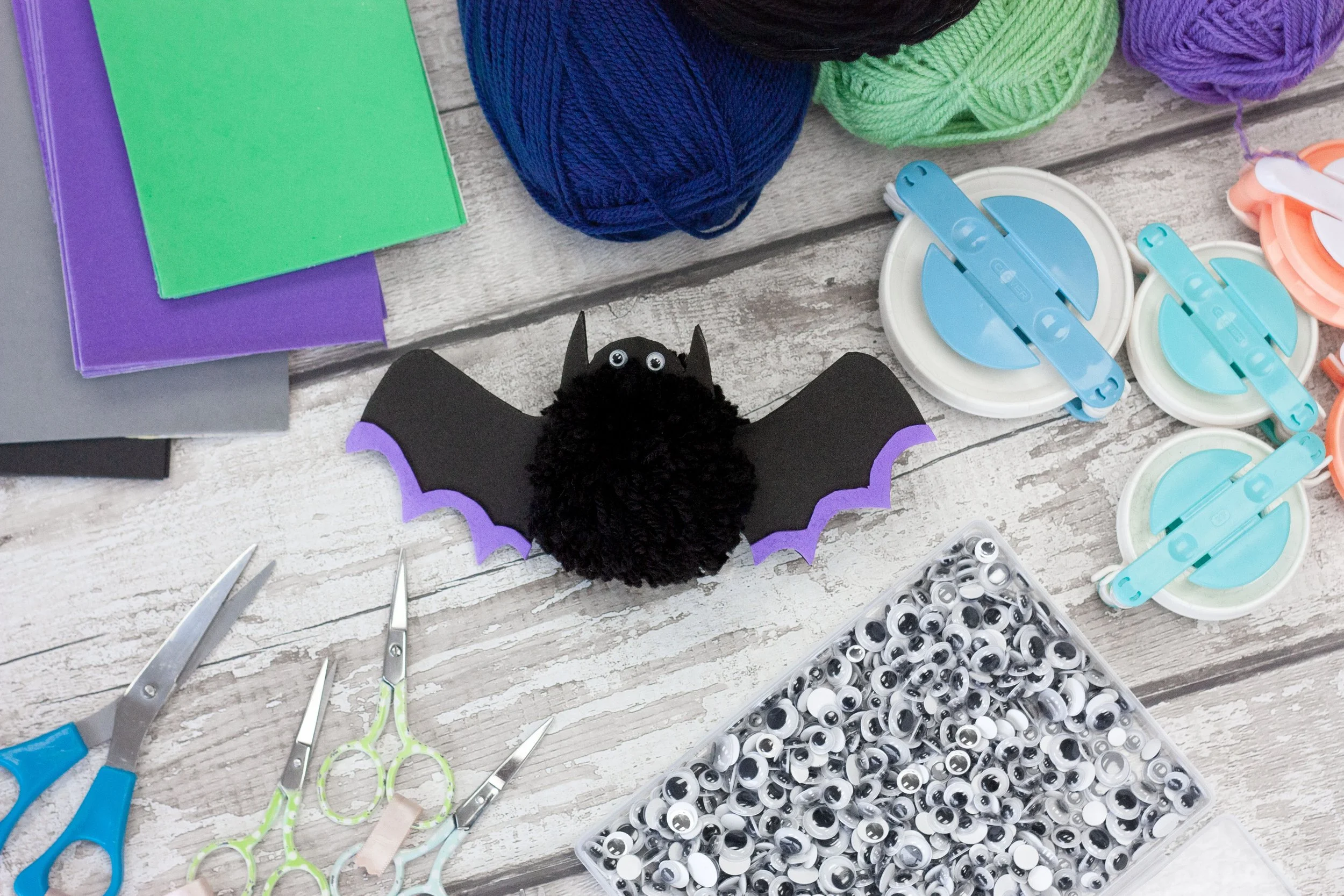 POM POM HALLOWEEN WORKSHOP THE CRAFTY HEN.jpg