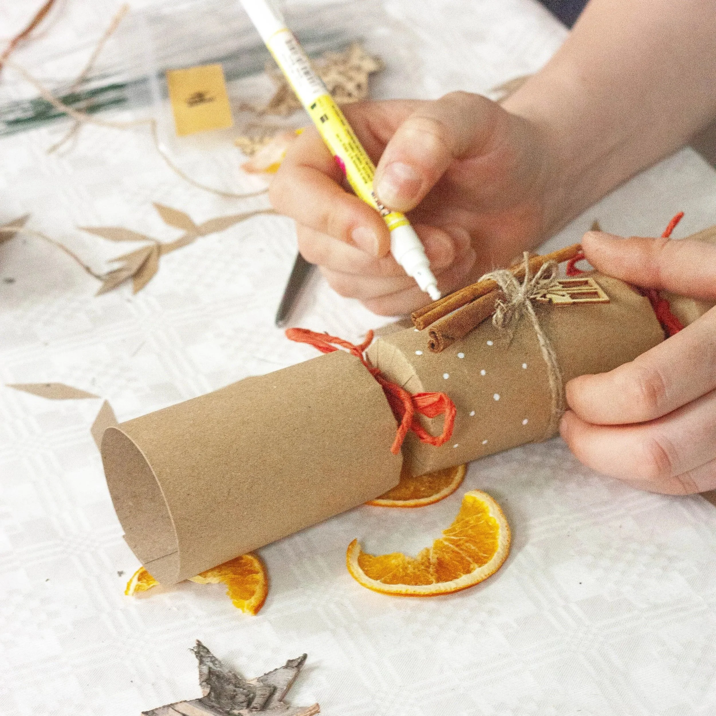 CHRISTMAS CRACKER MAKING - SOUTH DOWNS