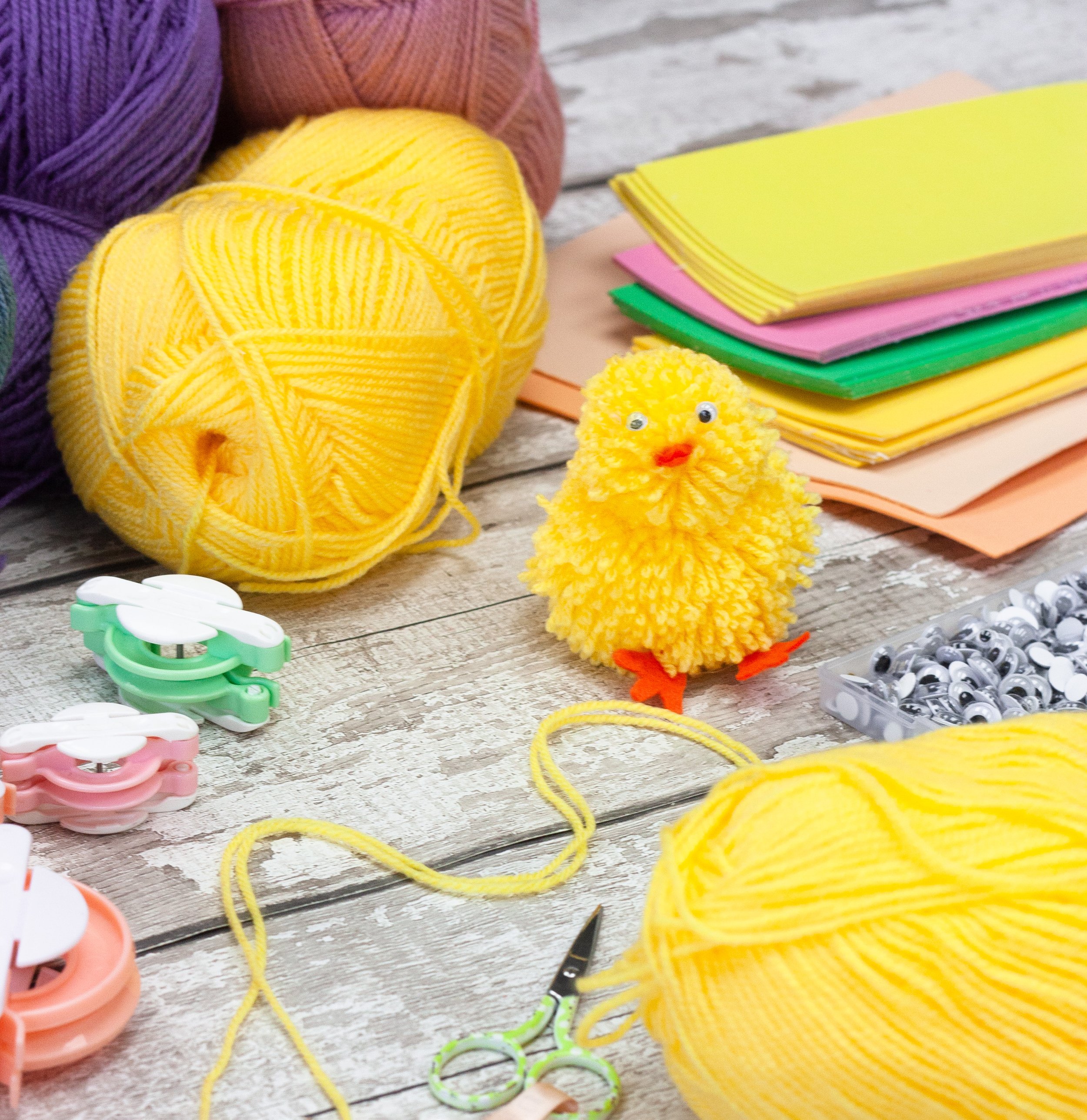 POM POM ANIMAL EASTER CHICK WORKSHOP THE CRAFTY HEN.jpg